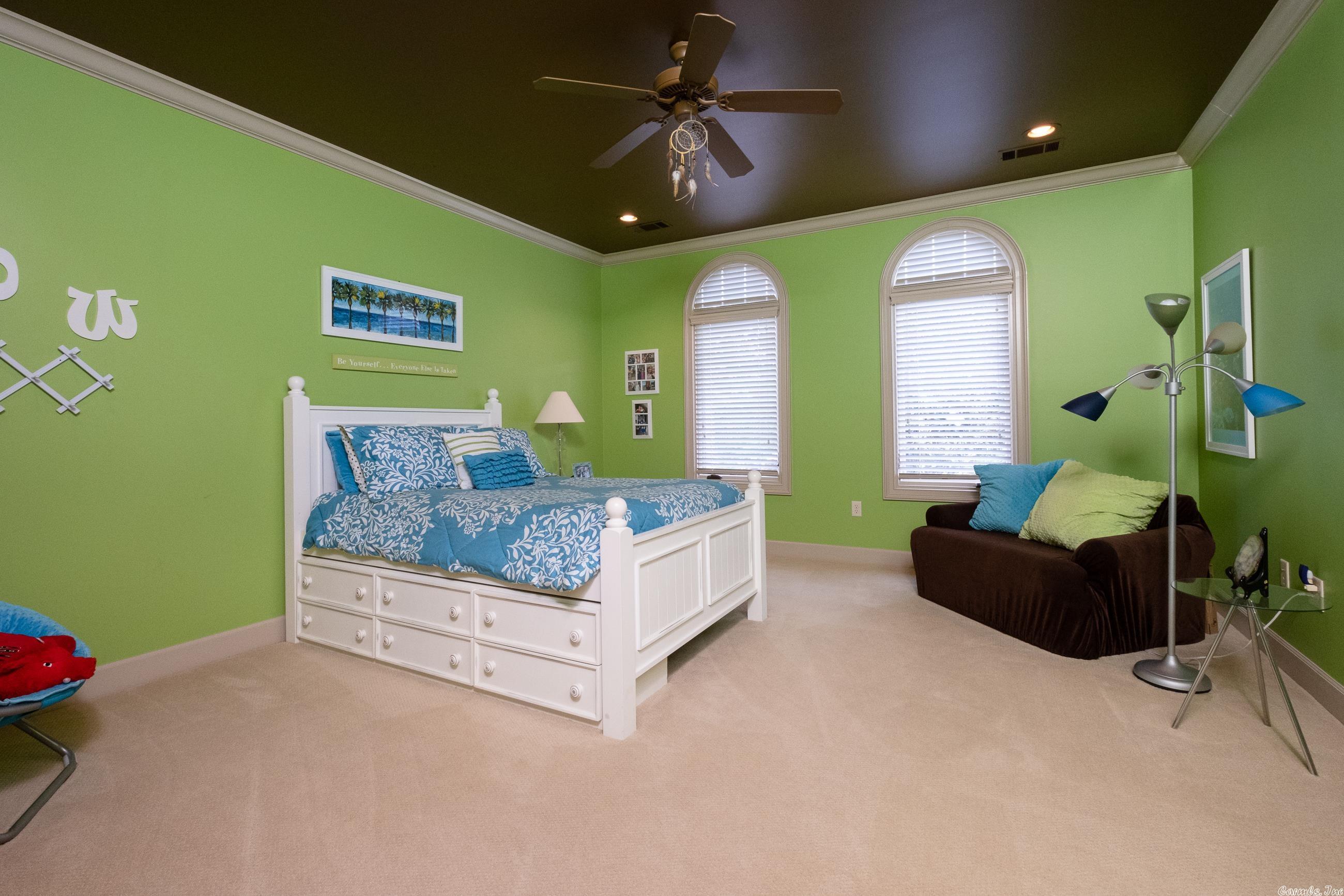 VALLEY FALLS ESTATES - Residential