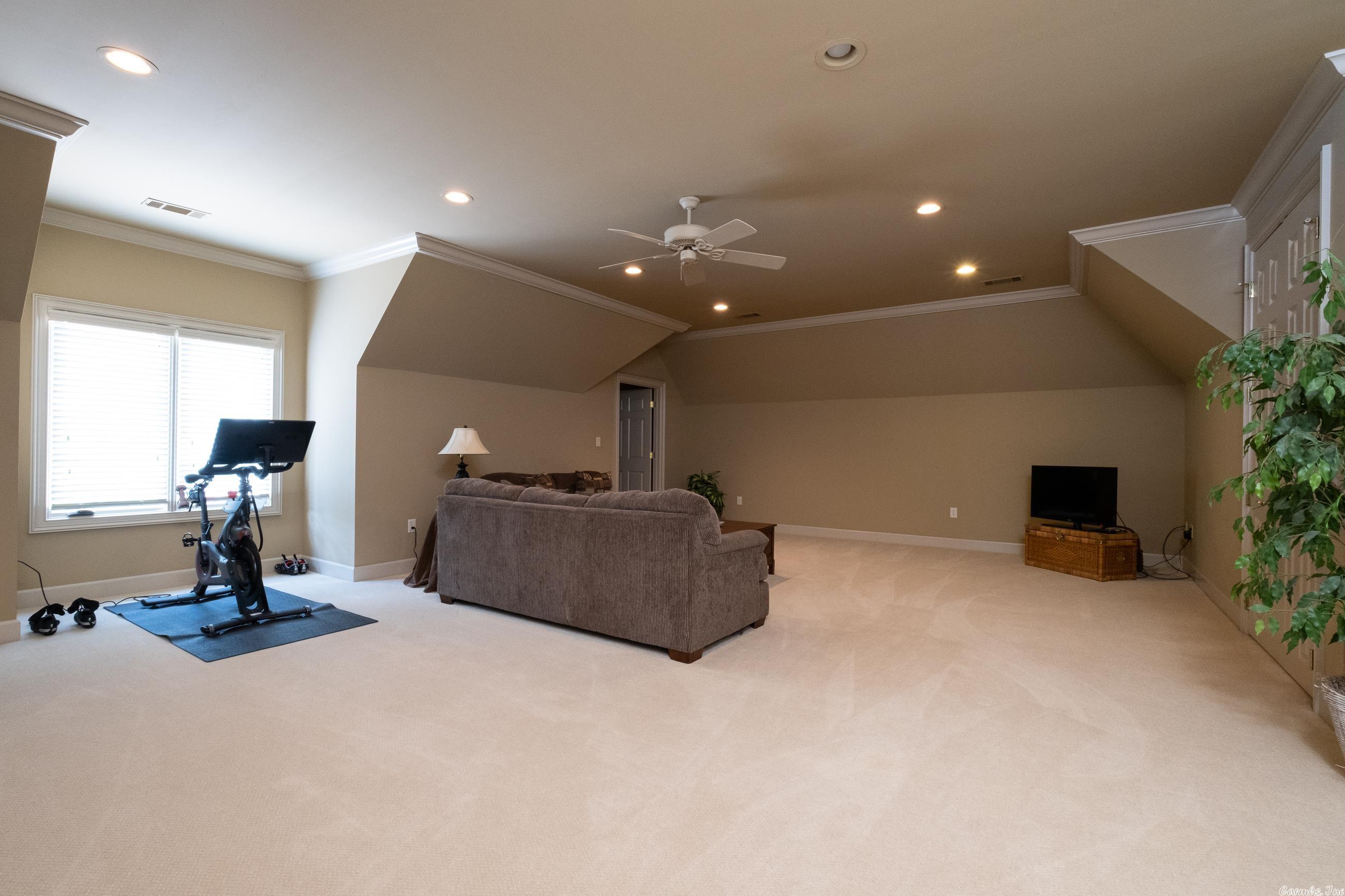 VALLEY FALLS ESTATES - Residential