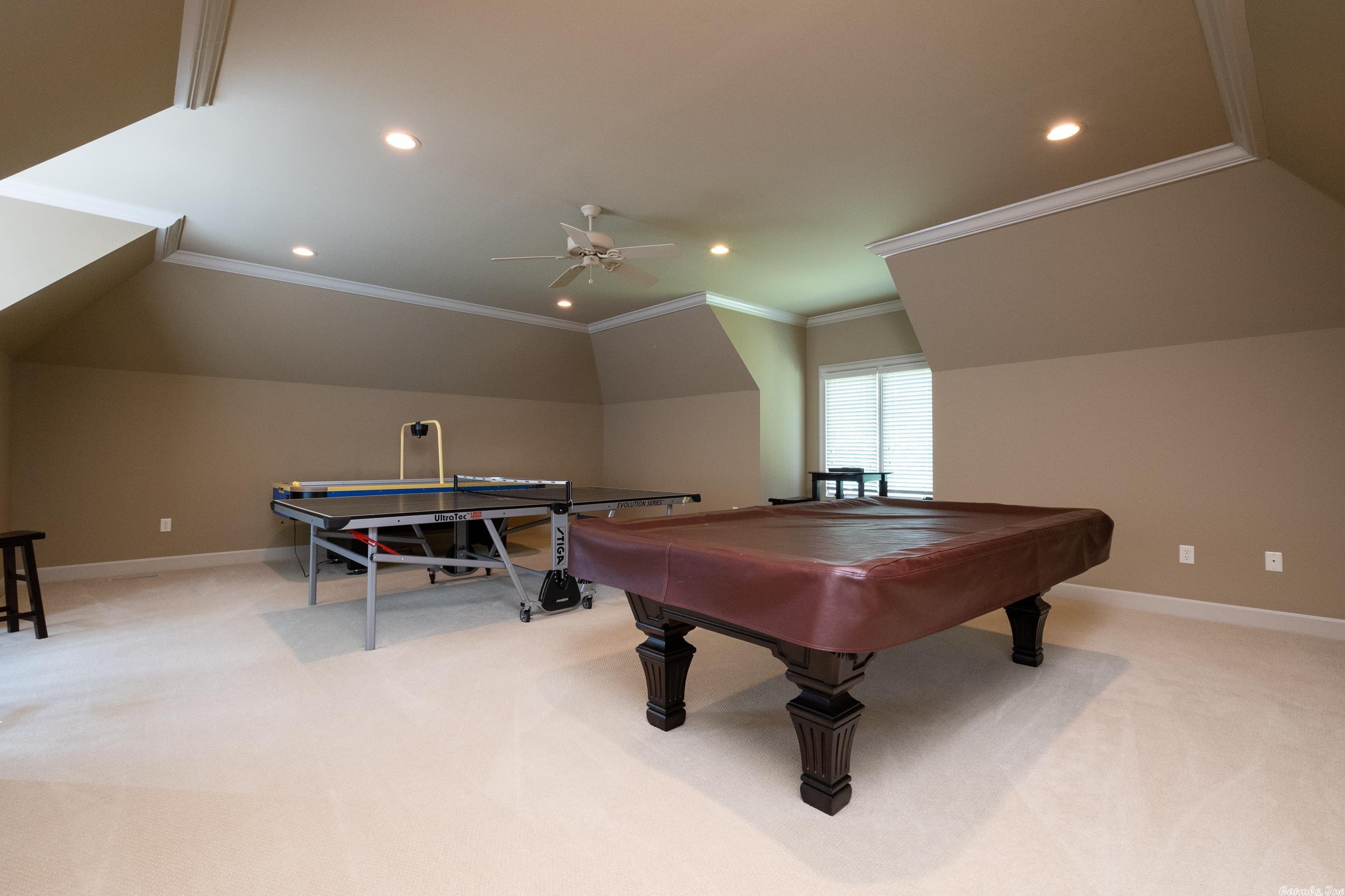 VALLEY FALLS ESTATES - Residential