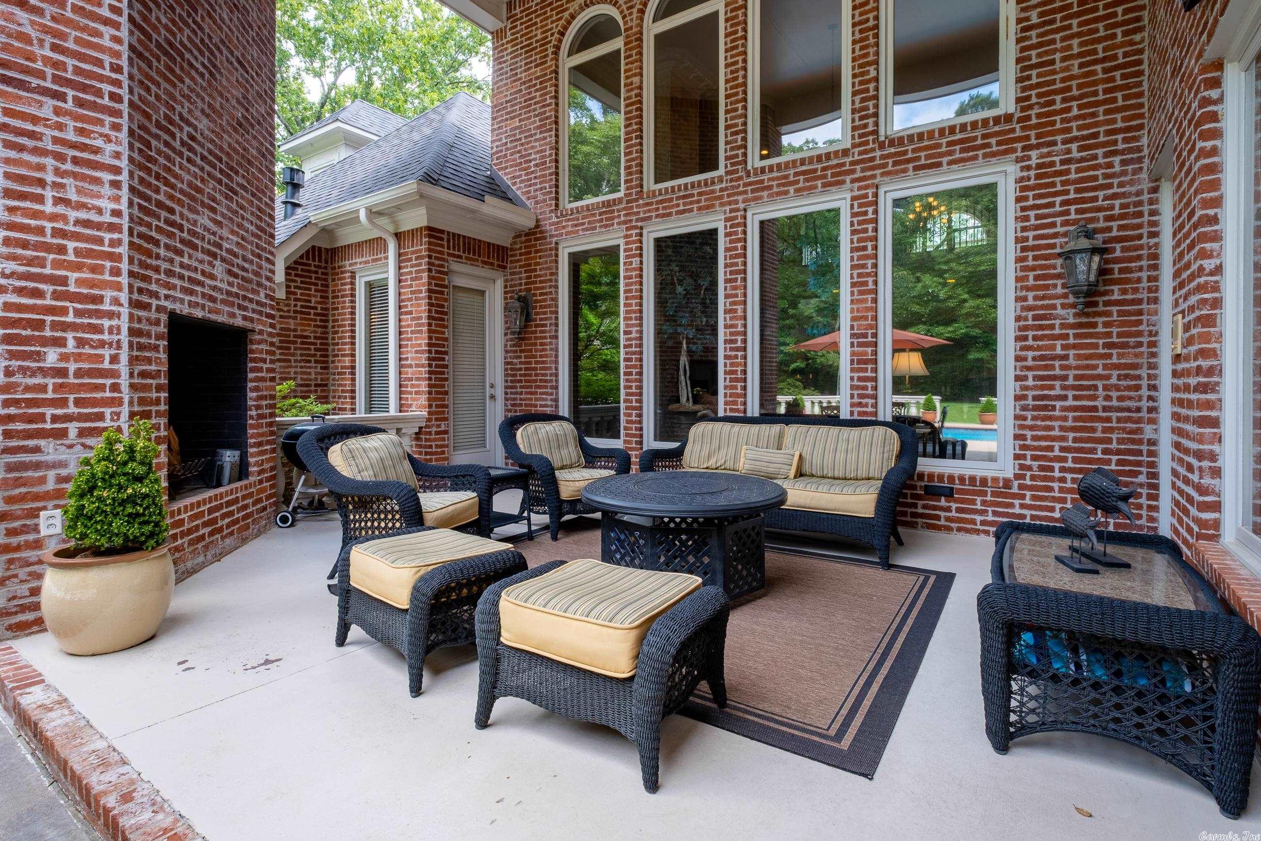VALLEY FALLS ESTATES - Residential
