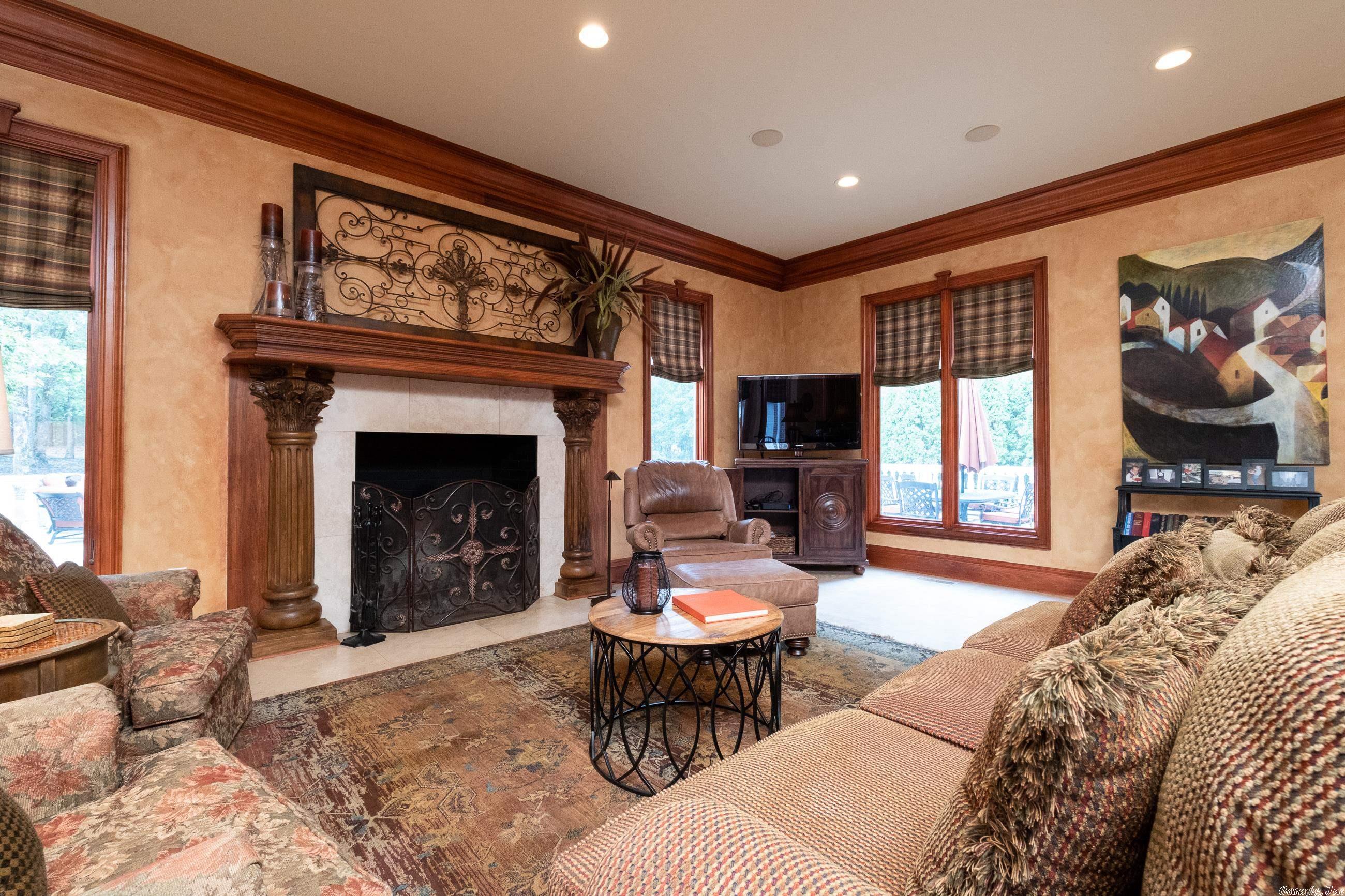 VALLEY FALLS ESTATES - Residential
