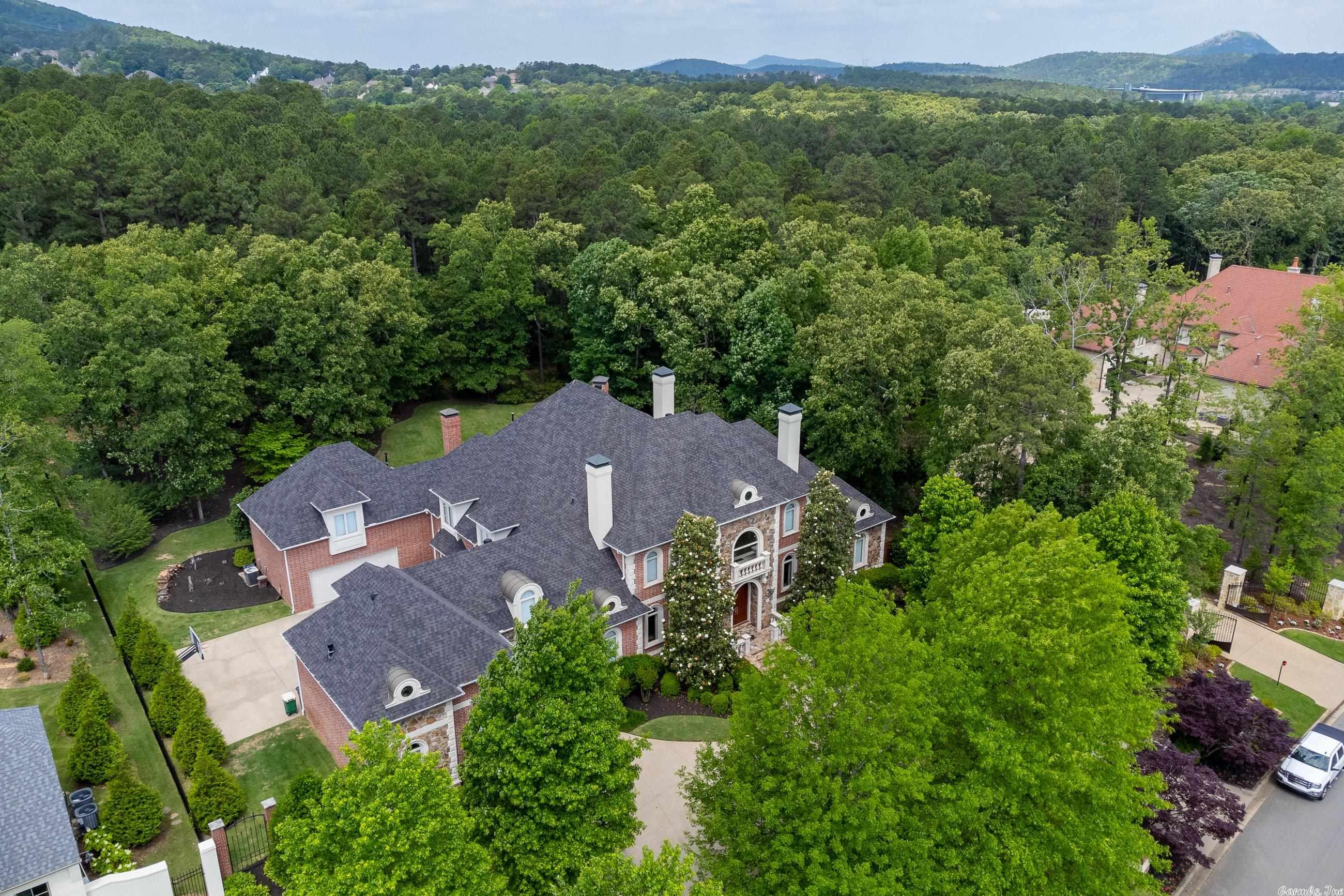 VALLEY FALLS ESTATES - Residential