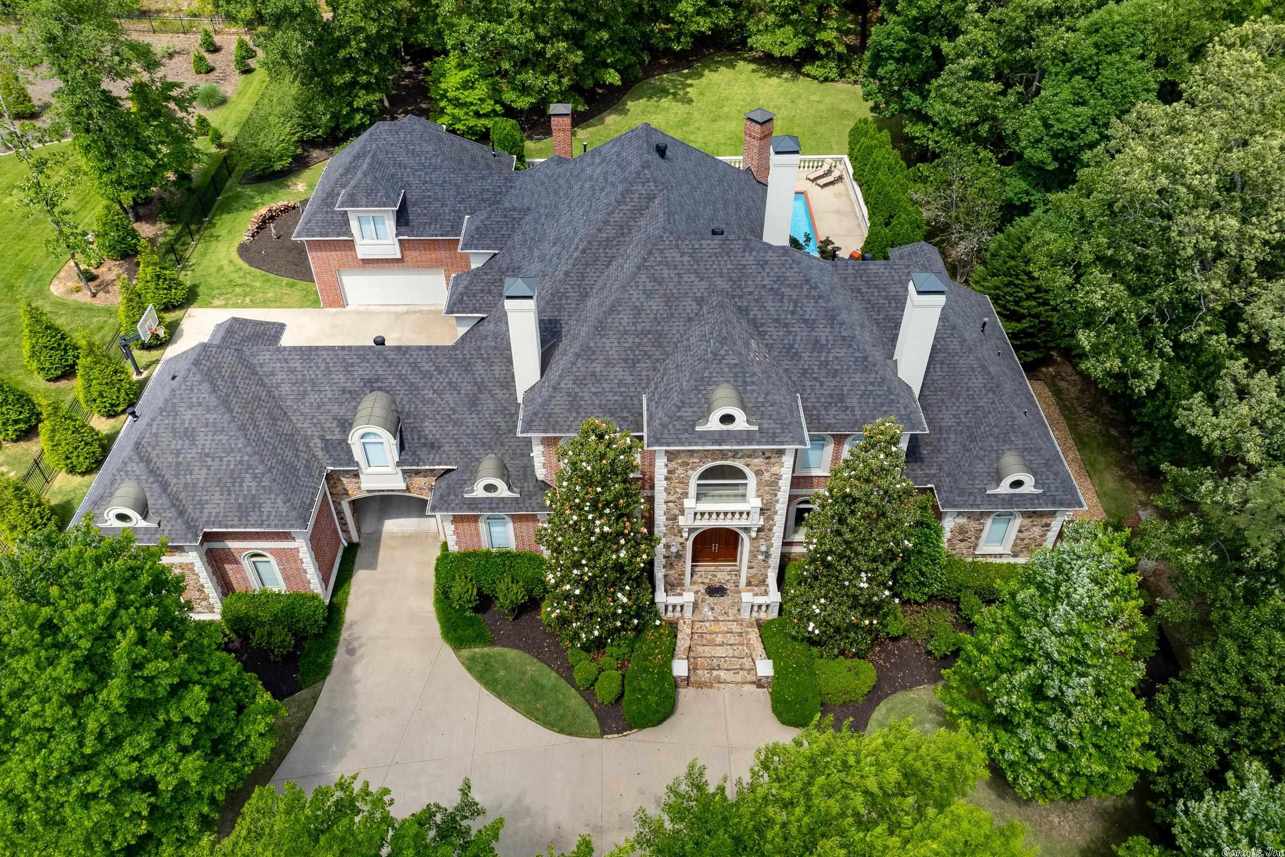 VALLEY FALLS ESTATES - Residential