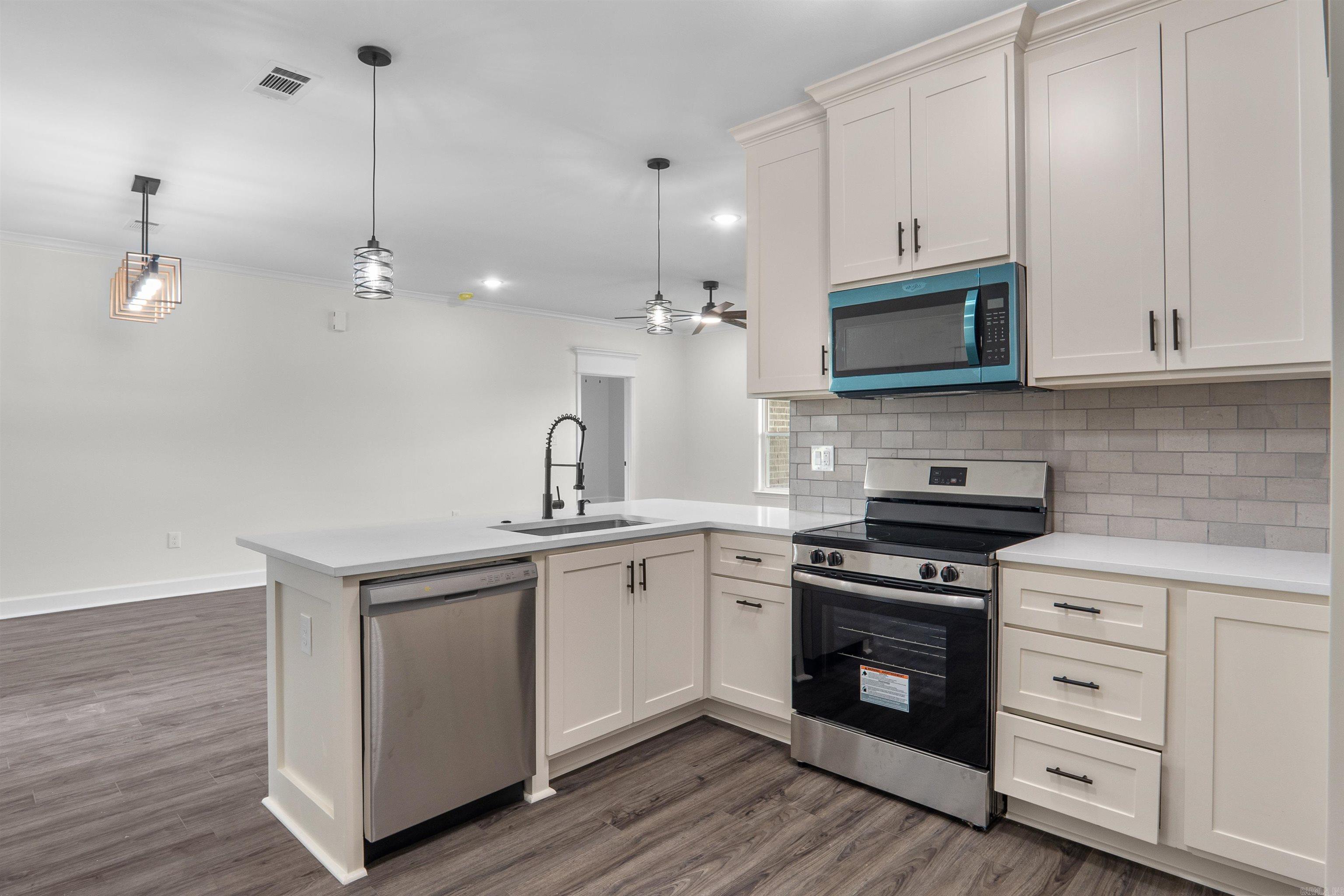 GEORGE'S CROSSING SUBDIVISION PH - Residential