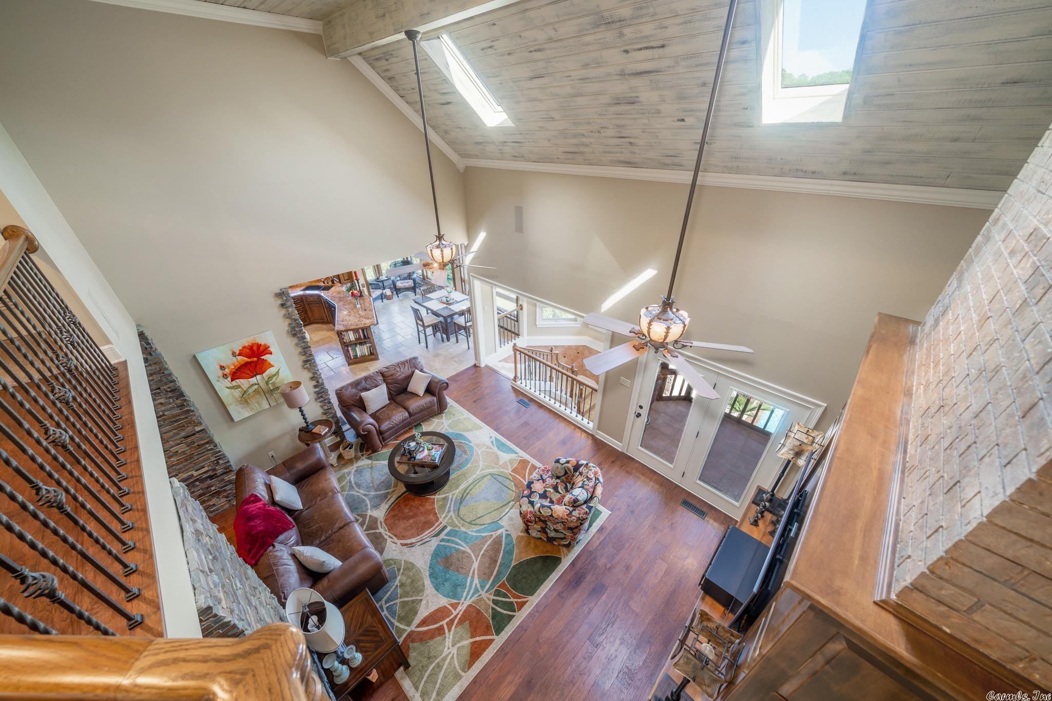 Driftwood Point - Residential