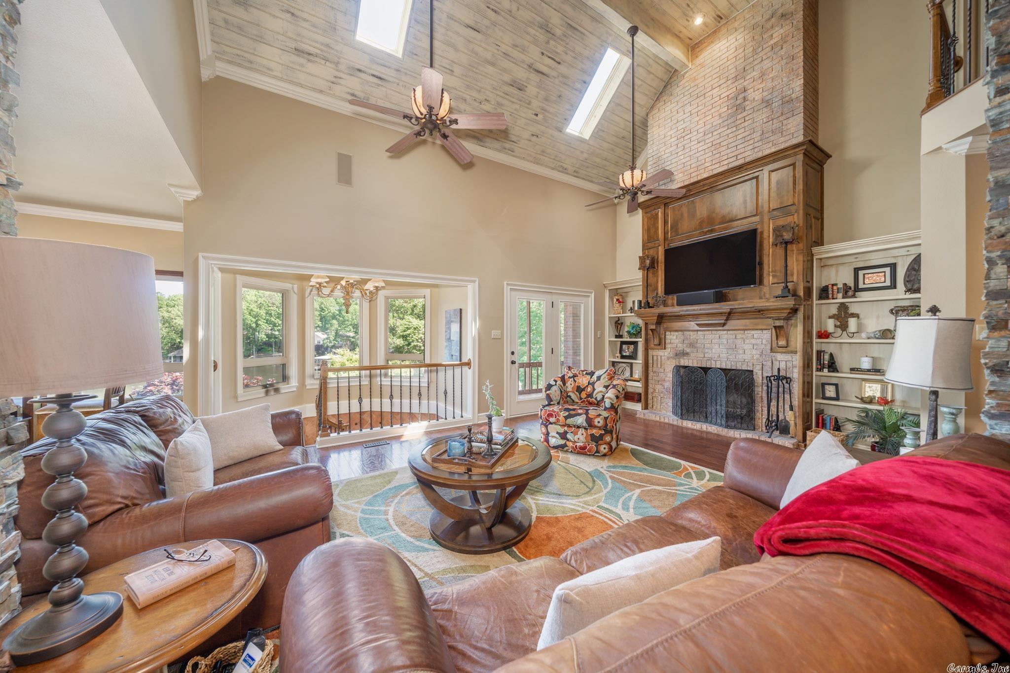 Driftwood Point - Residential