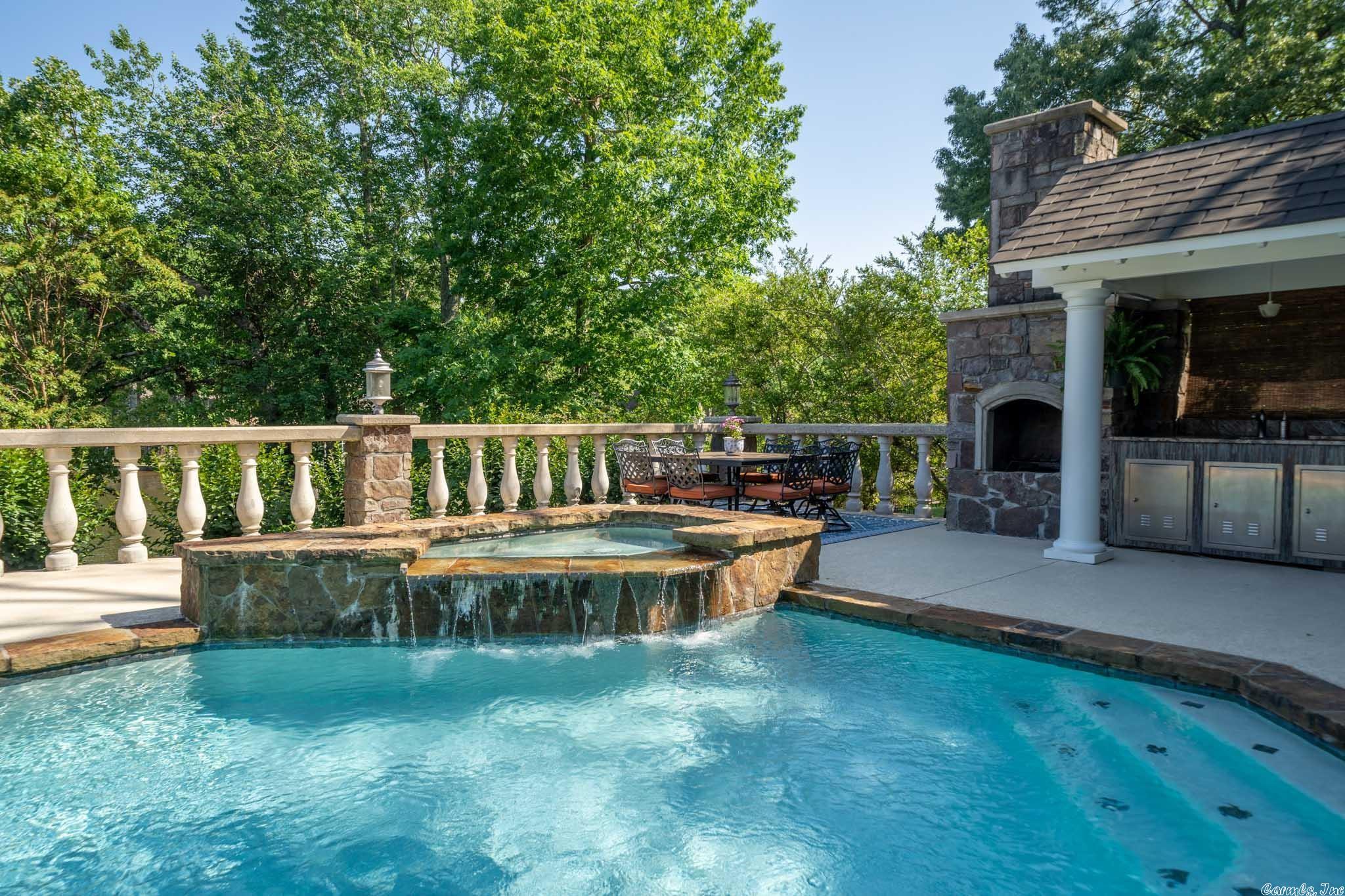 Driftwood Point - Residential