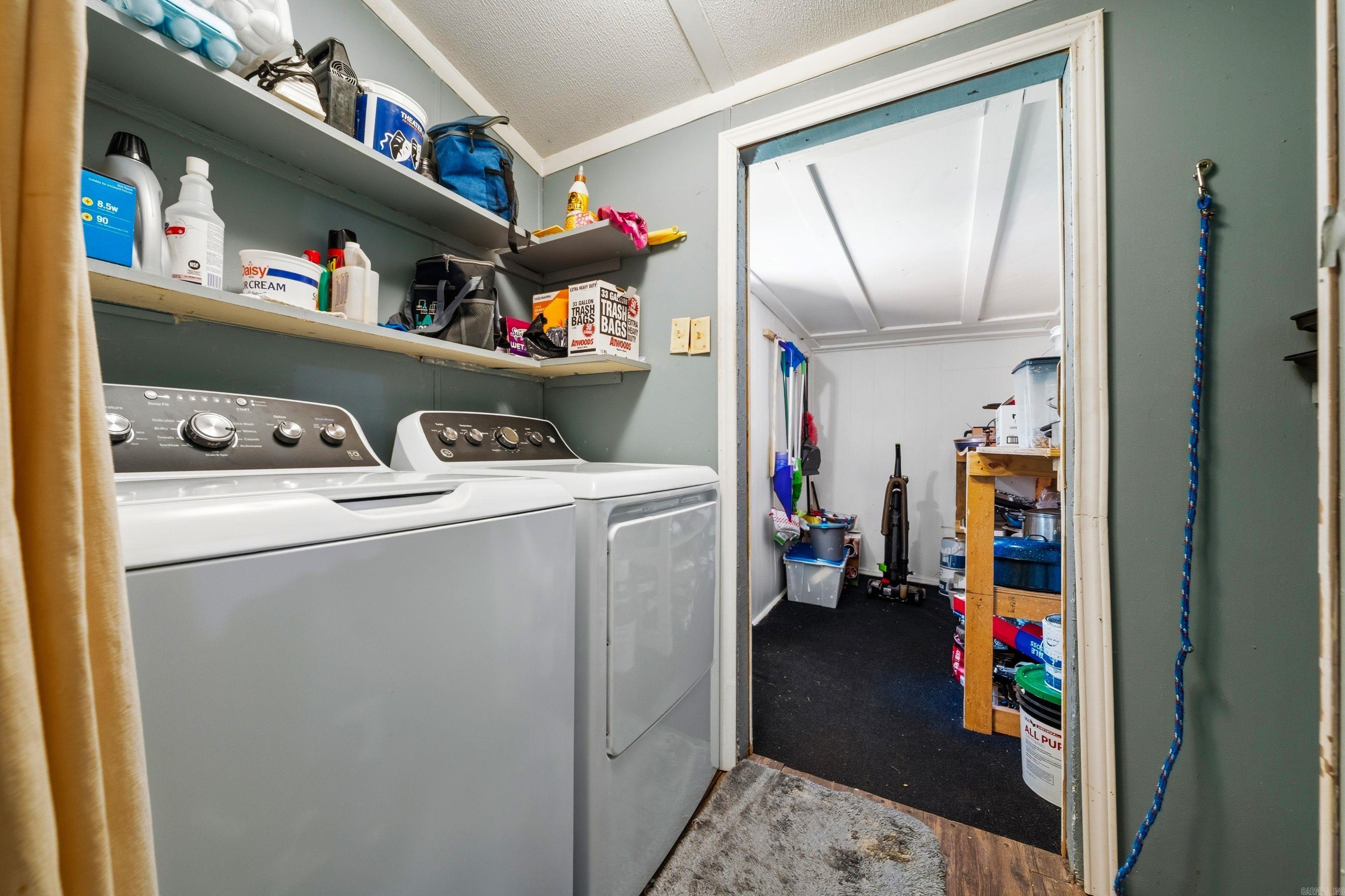 CORYS GLAZIER PEAU - Residential