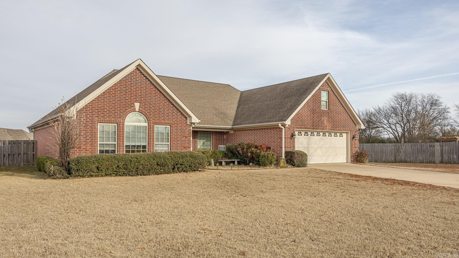 THE MEADOWS - Residential