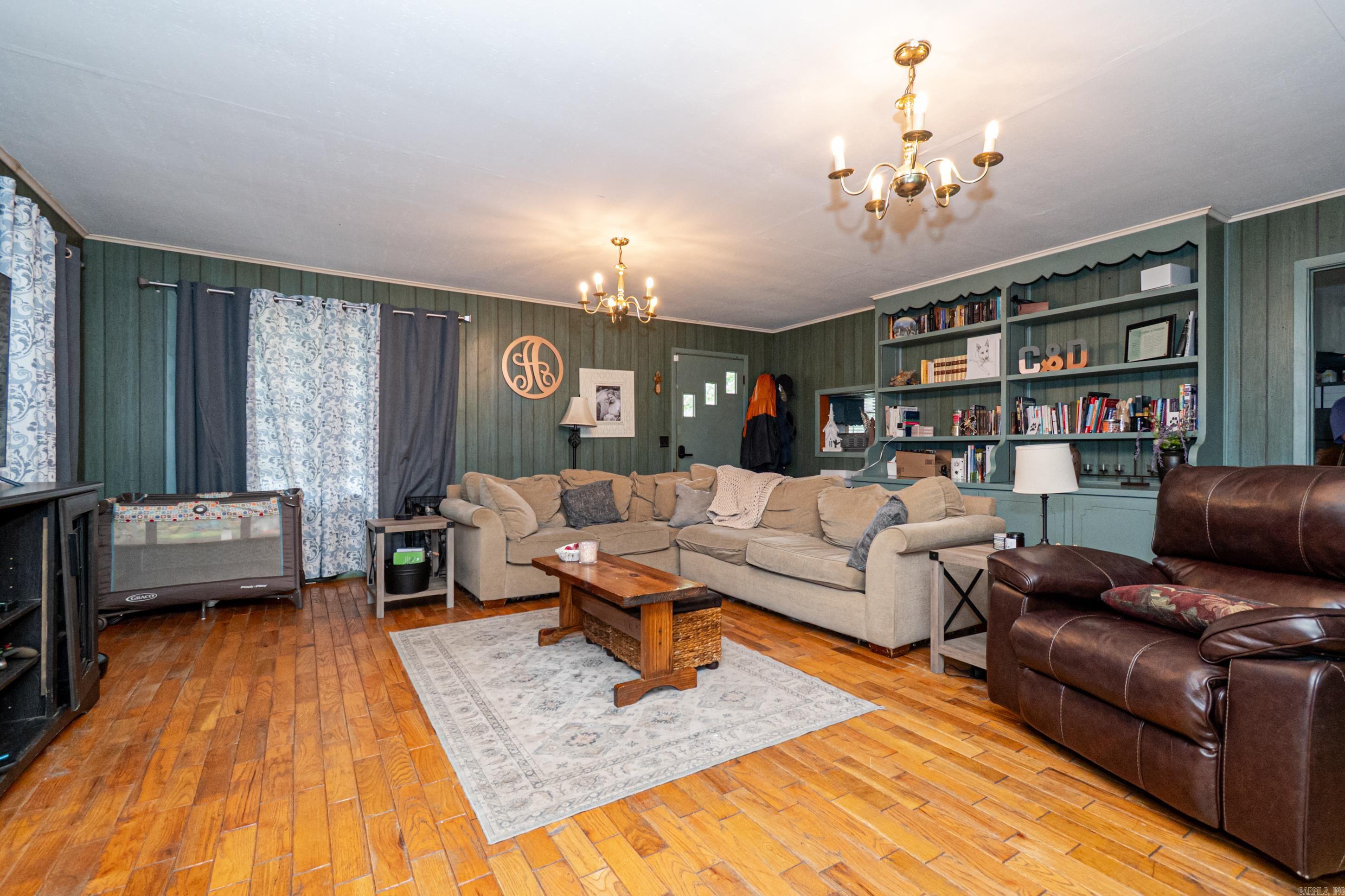 MONTICELLO - Residential