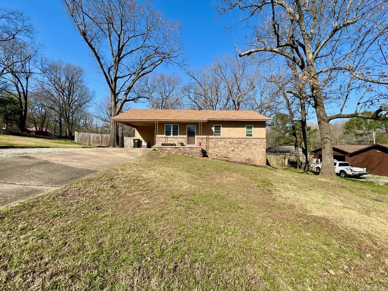 Move right into this well-maintained 3-bedroom, 1-bath home on a generous 0.335-acre corner lot in Pocahontas. With 1,116 sq. ft. of comfortable living space, this home offers an inviting layout and plenty of natural light. Recent updates include a brand-new roof and newer windows, providing peace of mind and reduced maintenance. The spacious lot offers room for outdoor activities, gardening, or simply enjoying open space. Ideal for buyers looking for a practical, move-in-ready home with easy access to local amenities. Don't miss the opportunity to make this charming property your own.