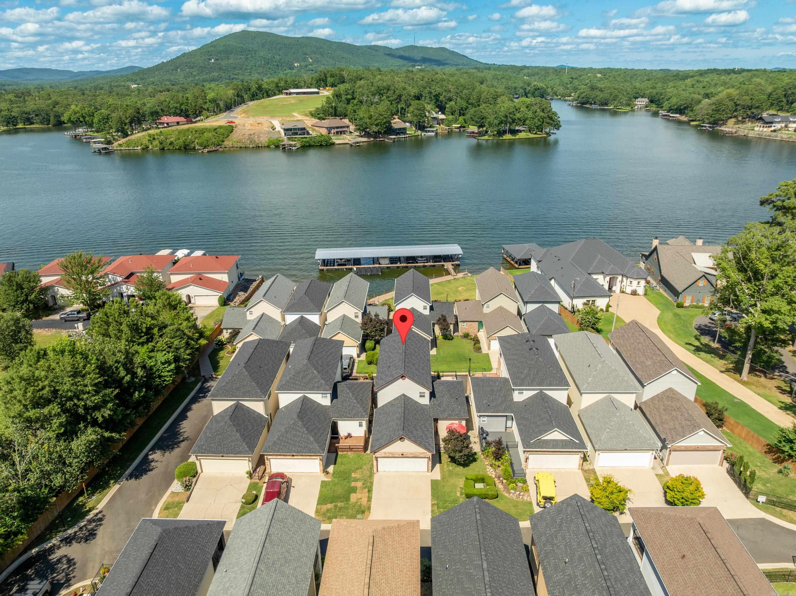 MAJESTIC LAKE VILLAGE TOWNHOMES - Residential