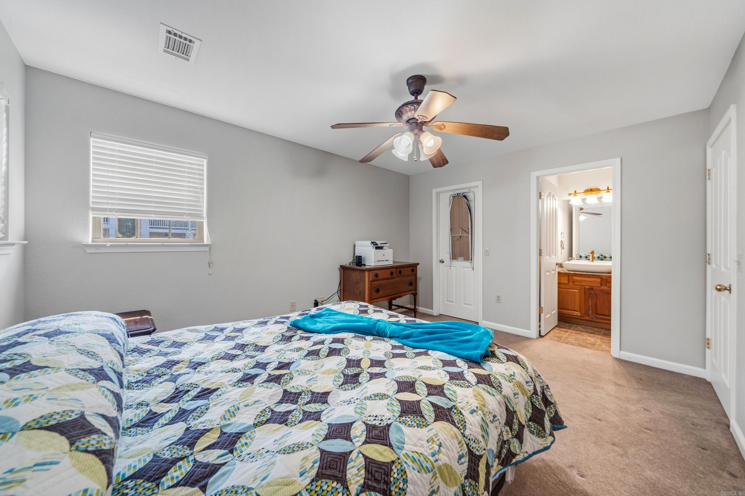 MAJESTIC LAKE VILLAGE TOWNHOMES - Residential