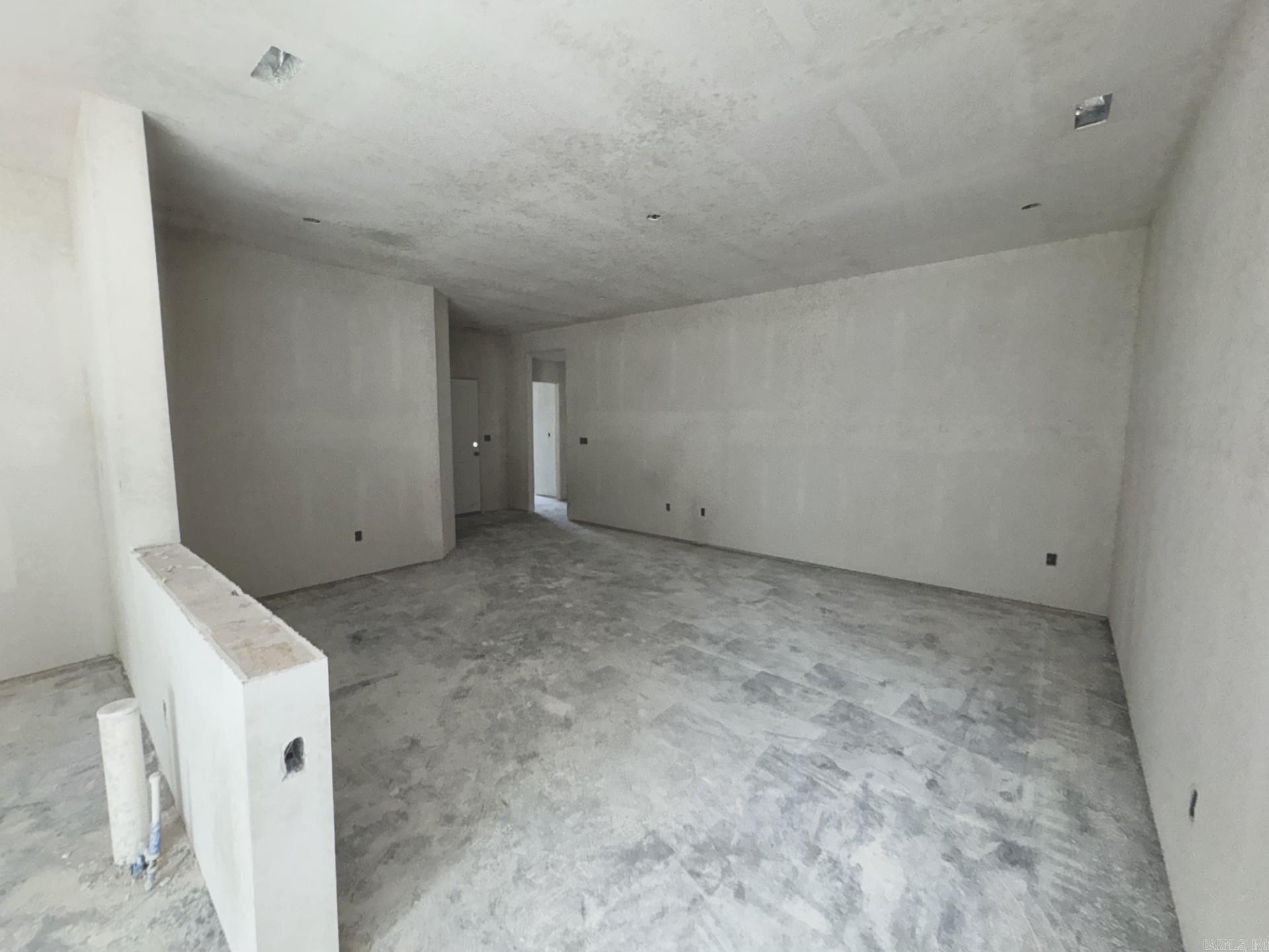 MIDLAND ESTATES PHASE 1 - Residential