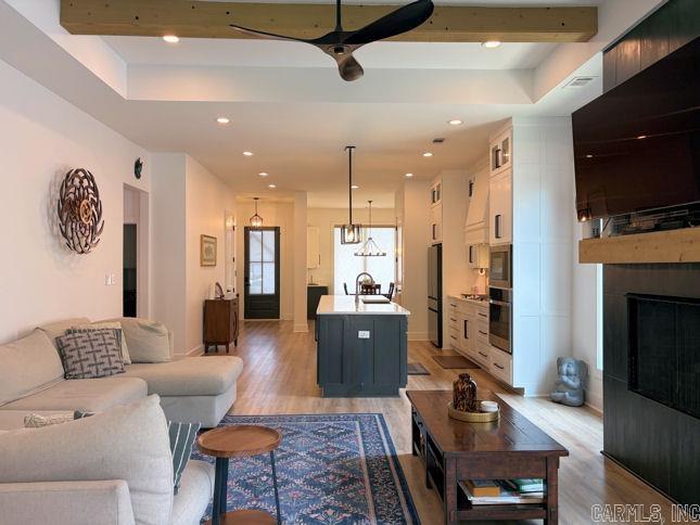 FLETCHER VALLEY "FLETCHER RIDGE" - Residential Lease