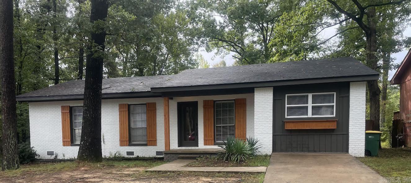 UPDATED TO THE MAX & PRICED TO SELL!! Everything here is NEW!! NEW Roof (Architectural Shingles), Paint (in & out)! NEW LVP Flooring throughout (NEW carpet in beds)! NEW CUSTOM Cedar Shutters & planter! NEW Kitchen w/ SS Farm style sink & Whirlpool Appliances & Granite Countertops! NEW bathrooms: VANITIES, TOILETS, (Tub to Ceiling Tile Tub surround)! NEW fixtures throughout (Ceiling Fans in beds/living/den)! NEW 6 panel doors! Cased windows w/ 3" Wood Blinds! Huge deck overlooking Huge back yard that is enclosed by a NEW privacy fence which makes this home perfect for entertaining! THIS PROPERTY WILL NOT LAST LONG!!***AGENTS SEE REMARKS***