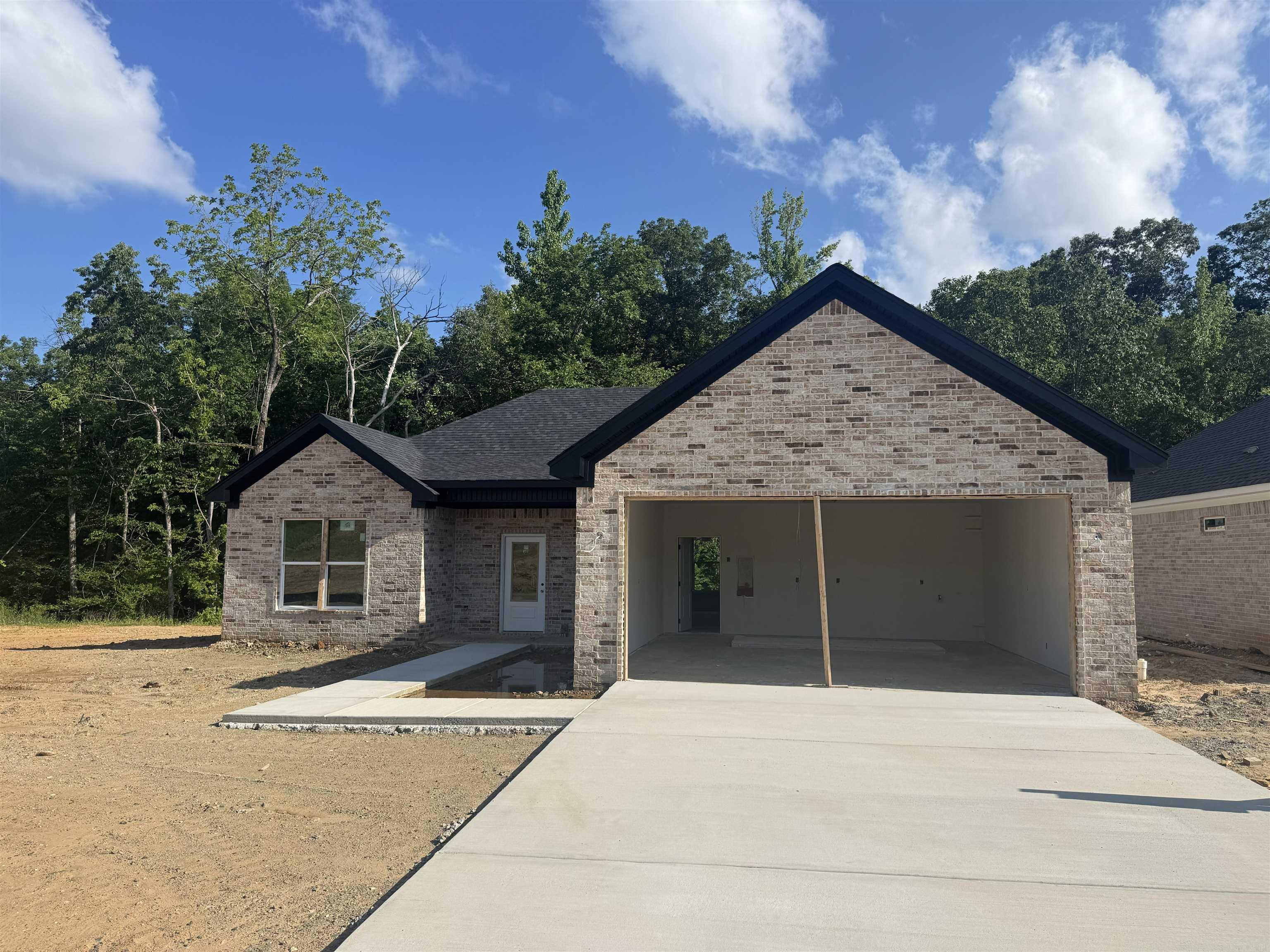 SOUTHRIDGE CROSSING PHASE I - Residential