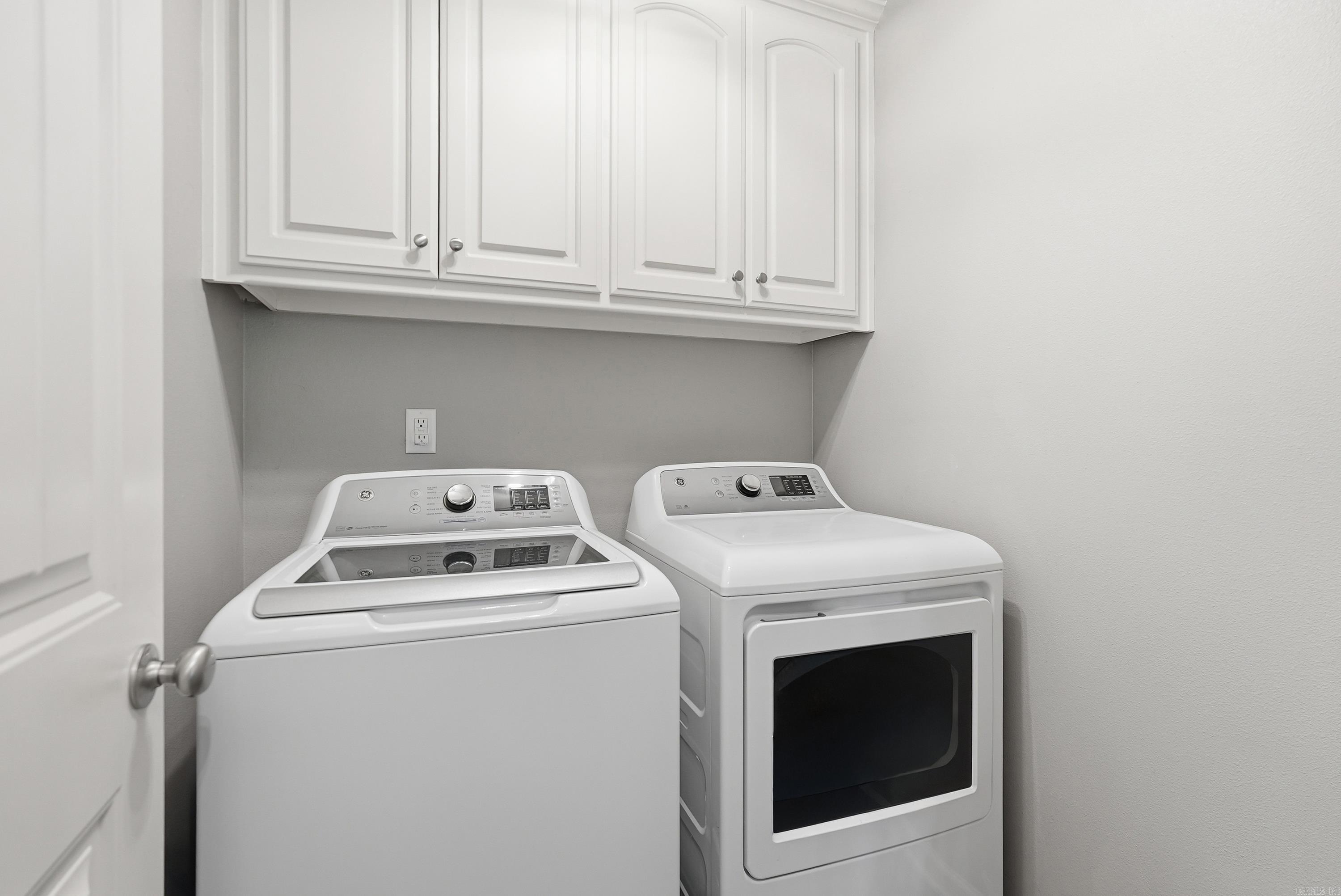 OAKTREE PLACE - Residential
