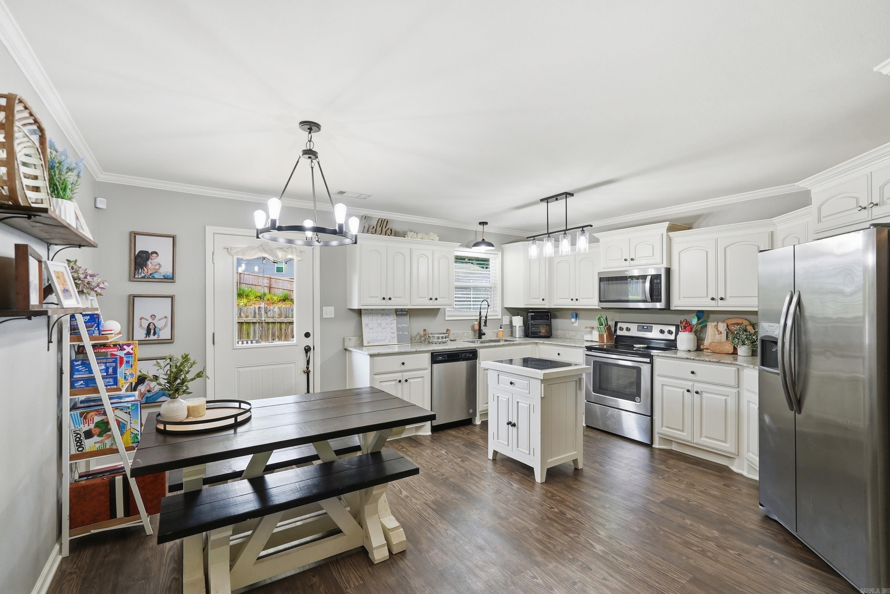OAKTREE PLACE - Residential