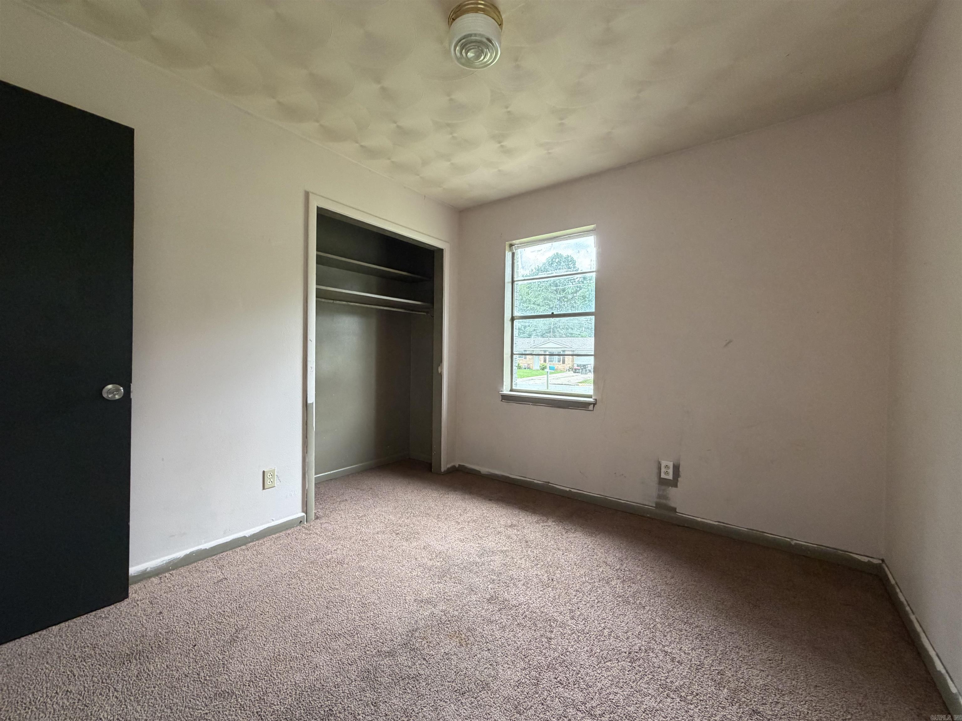 COUNTRY CLUB TO JACK - Residential