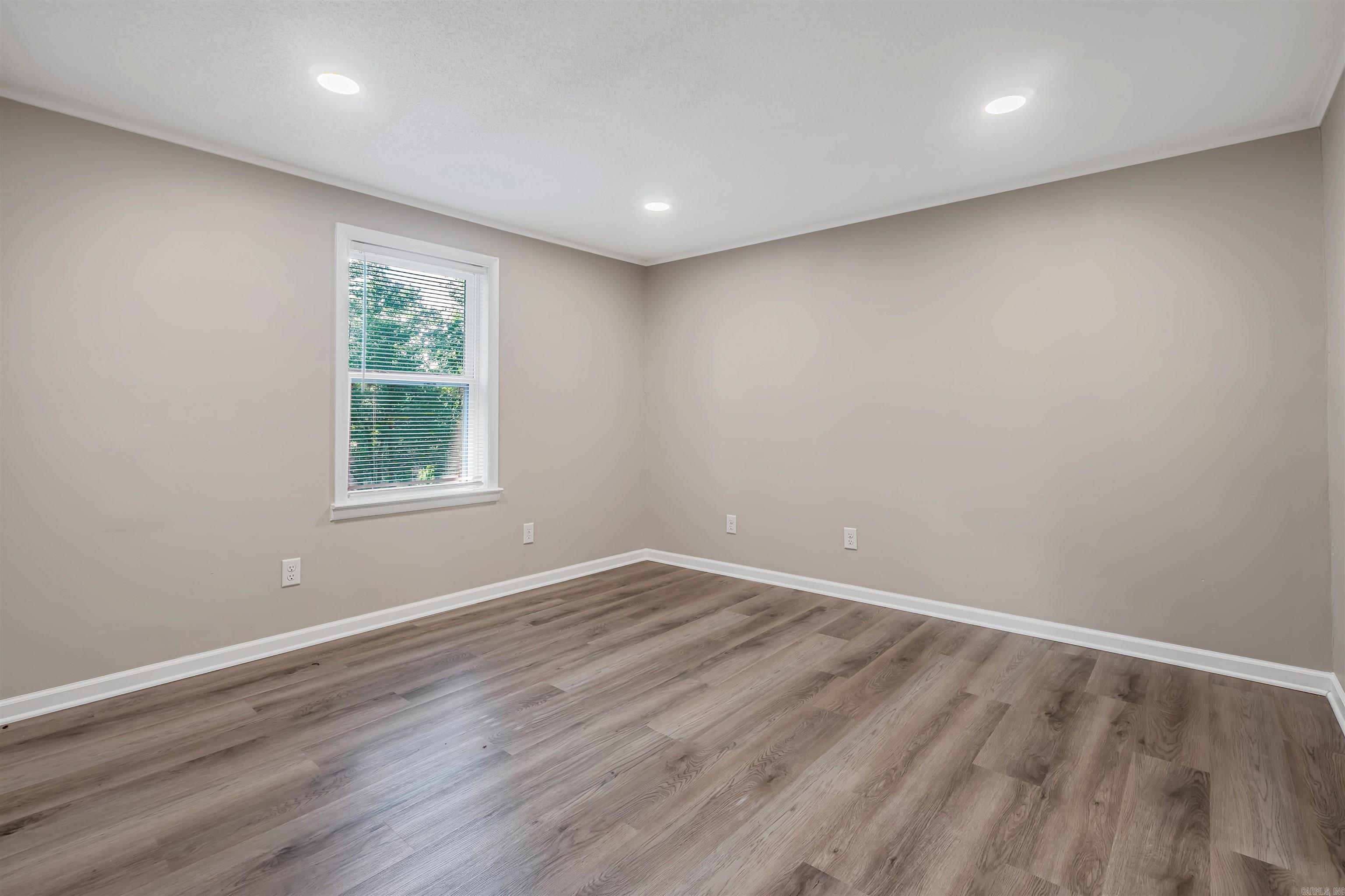 CEDAR POINT HEIGHTS - Residential