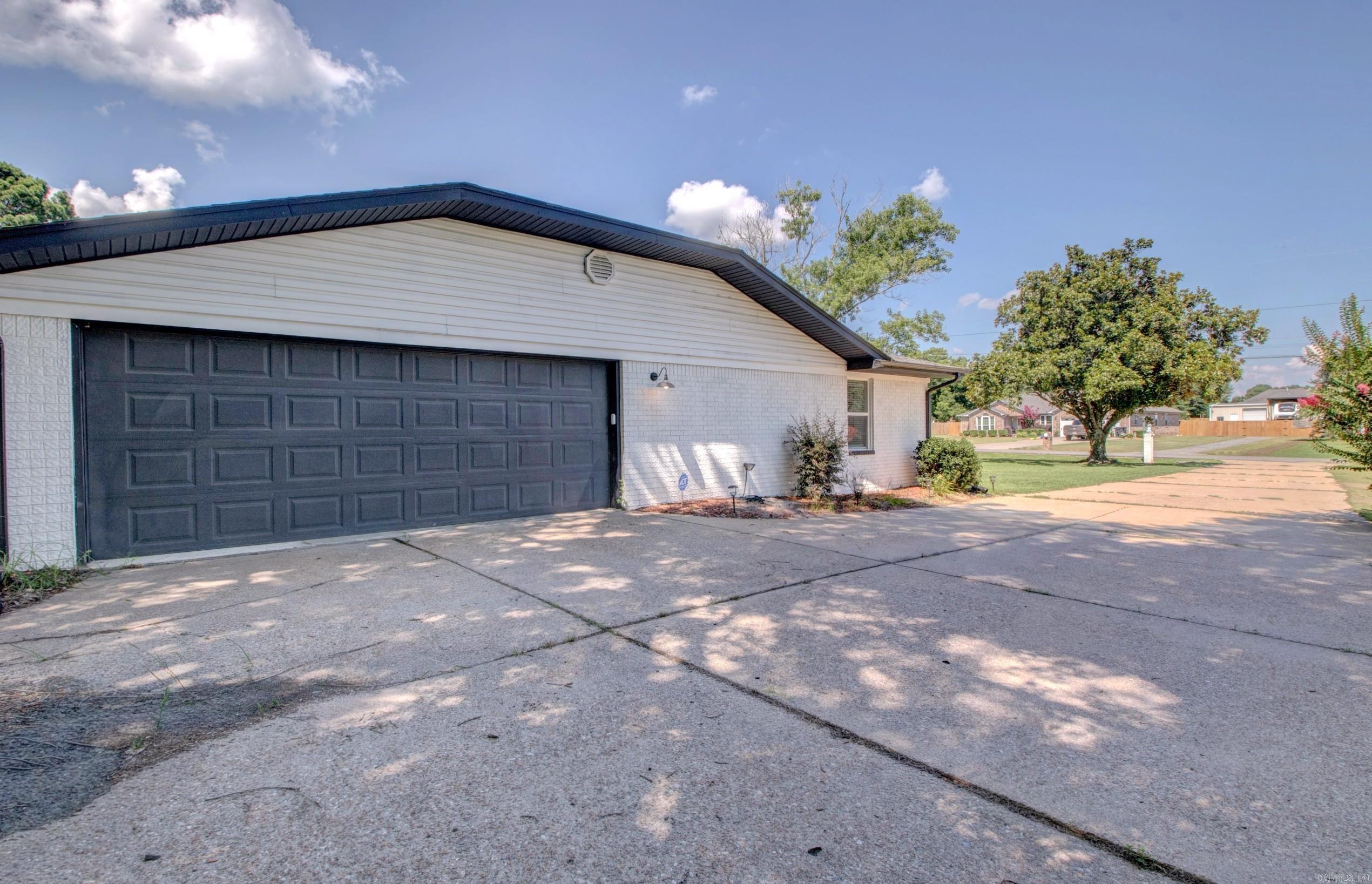CADDO ACRES - Residential