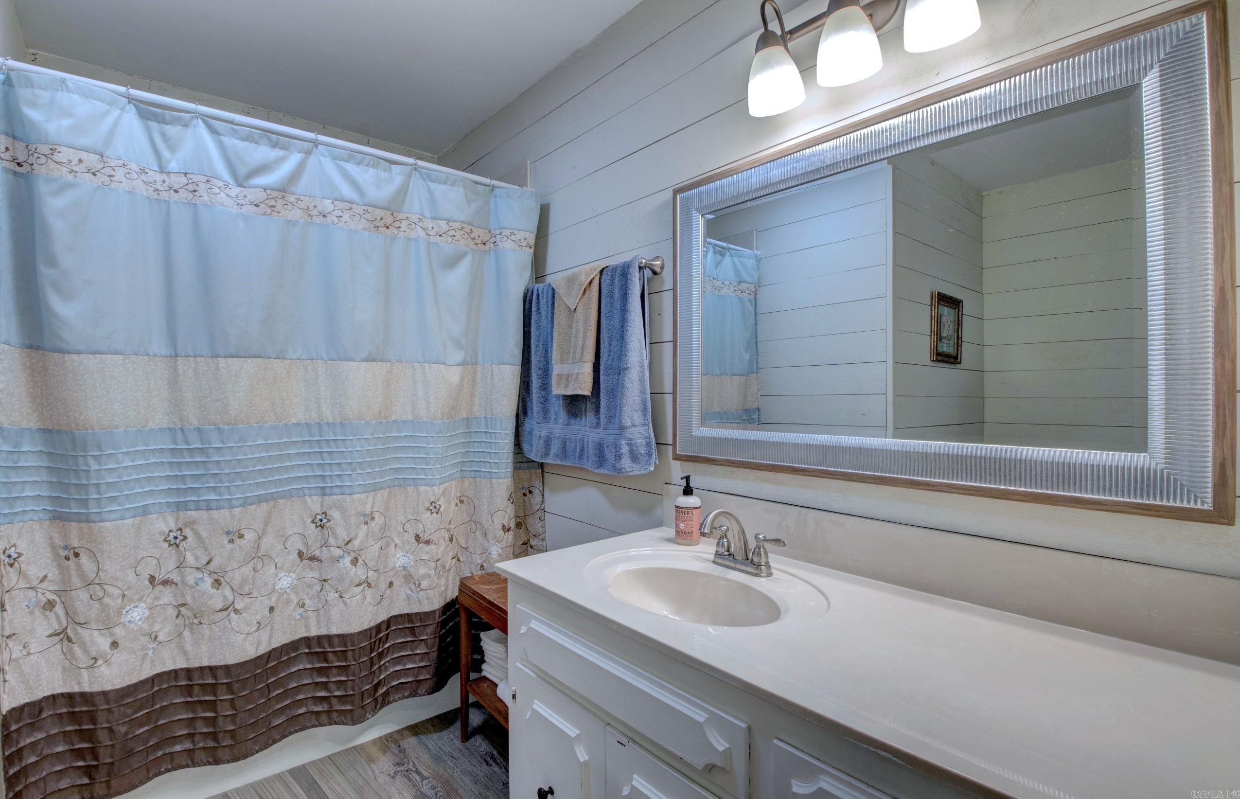 CADDO ACRES - Residential