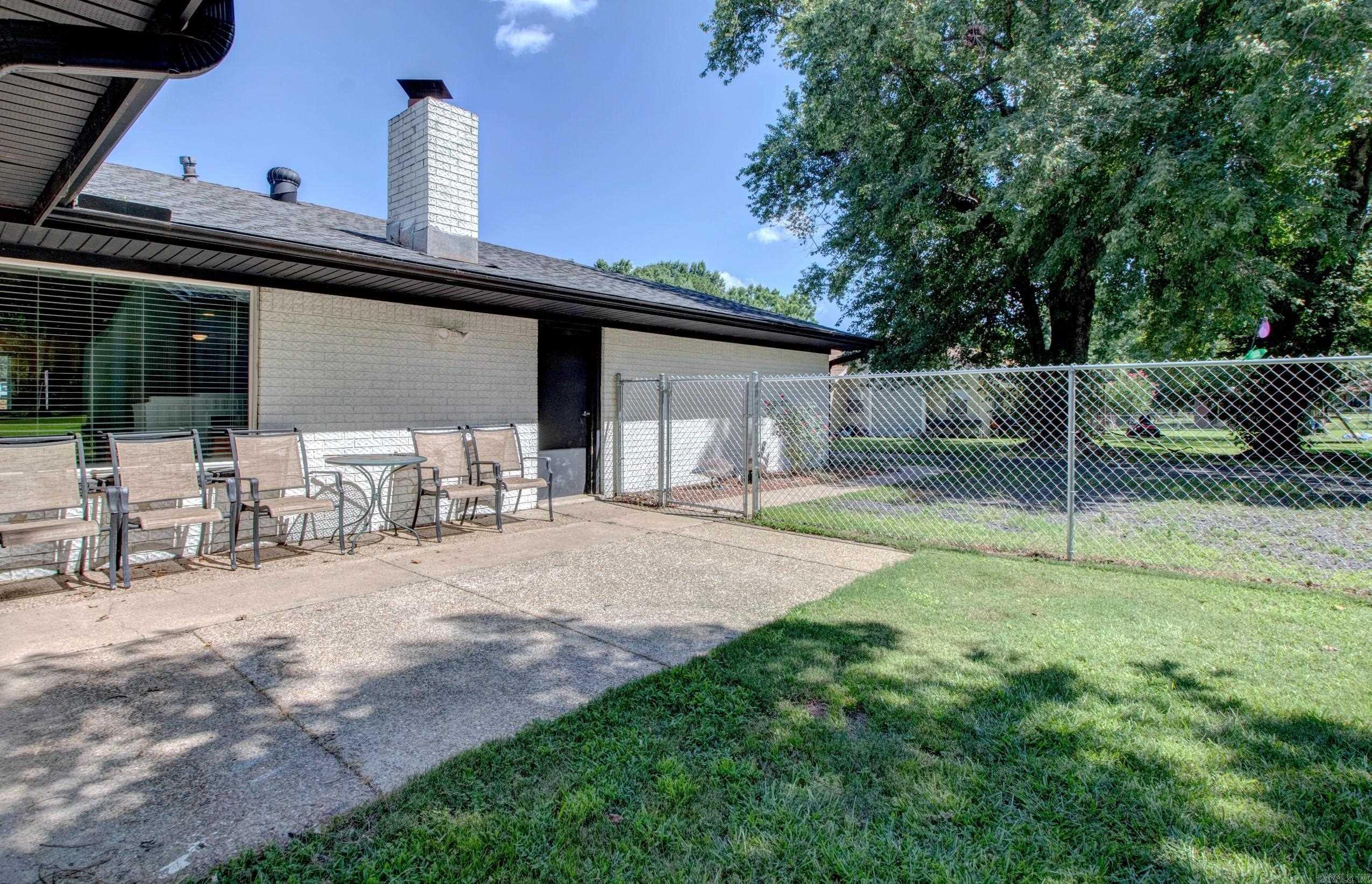 CADDO ACRES - Residential