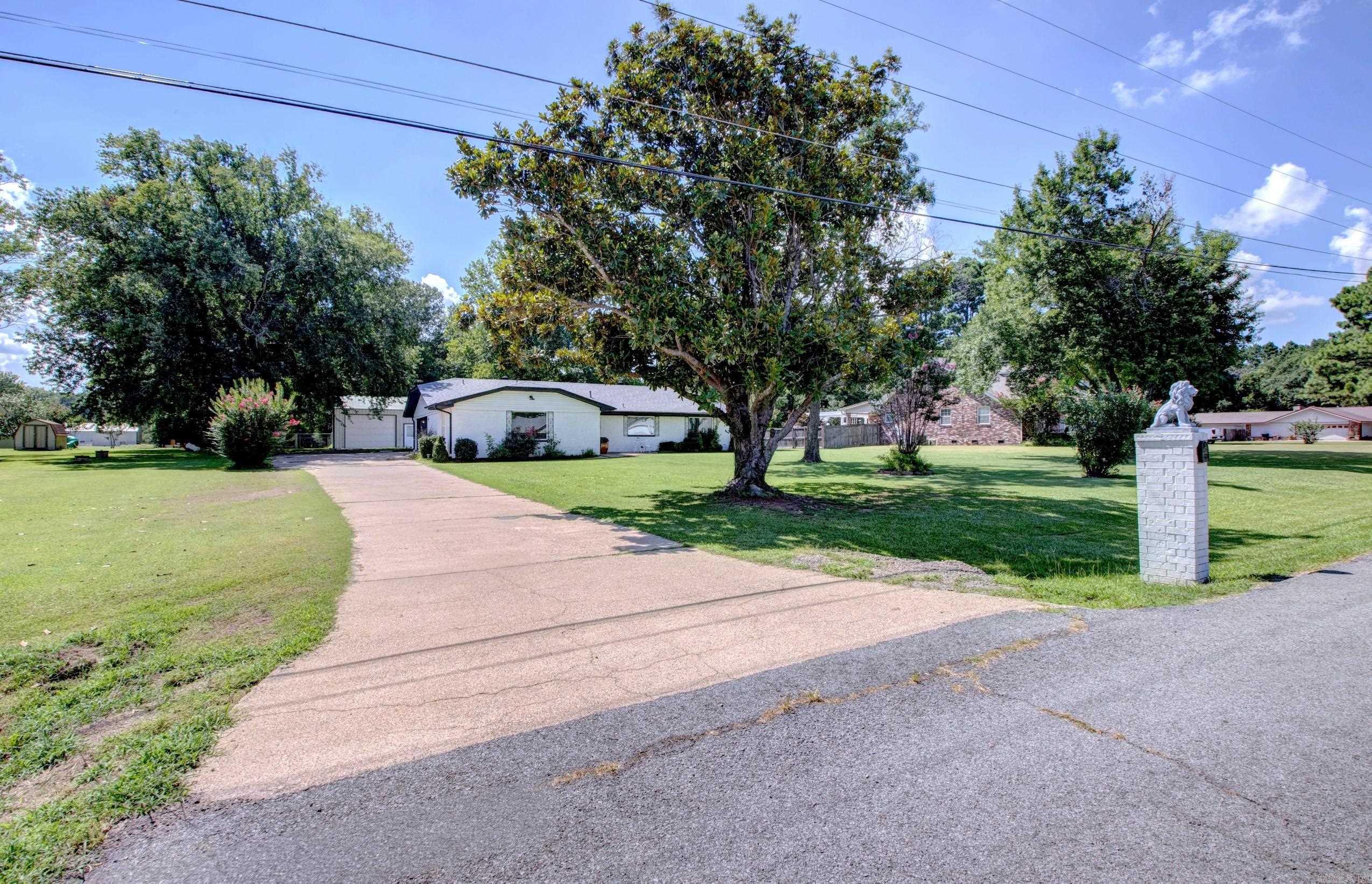 CADDO ACRES - Residential