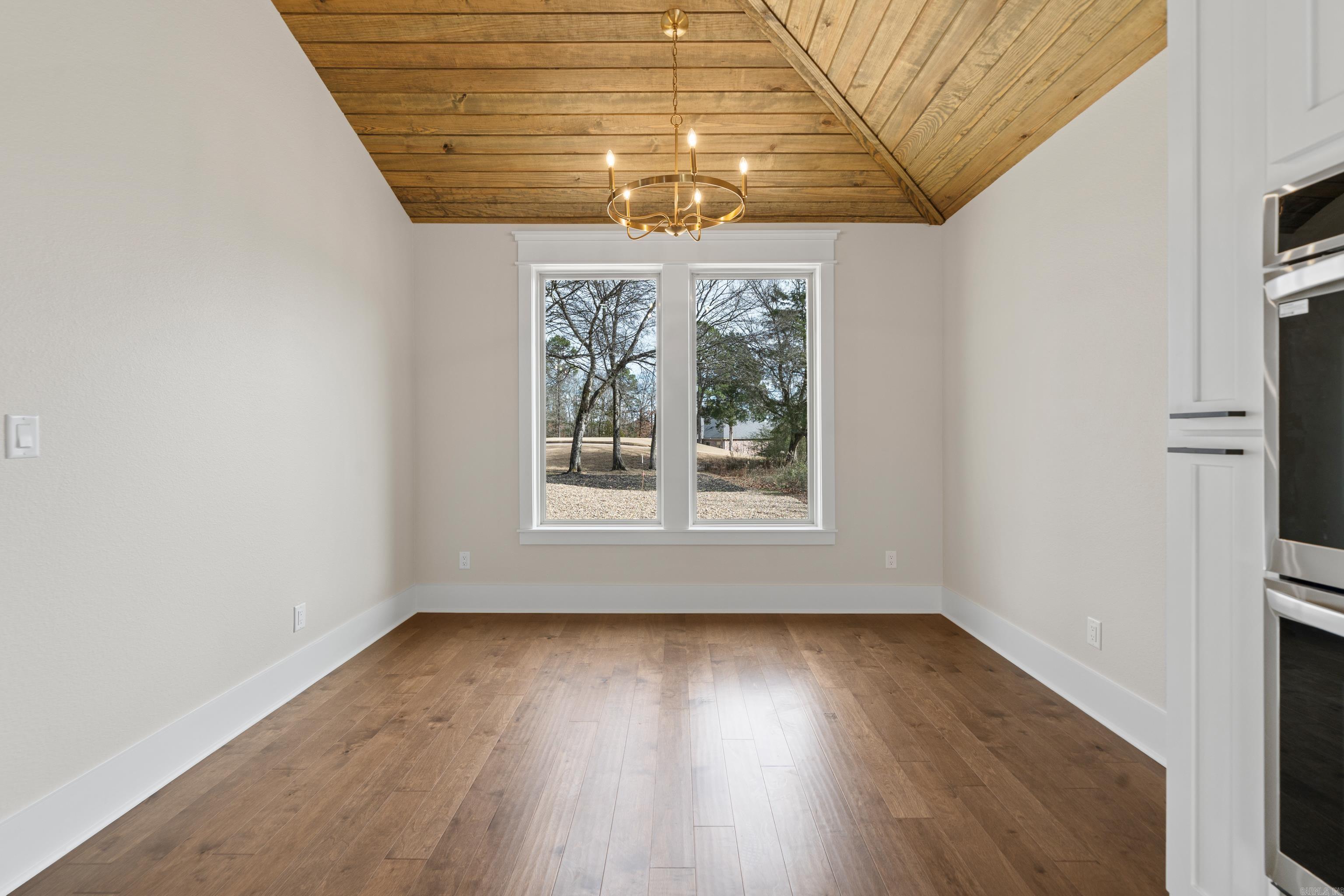 Maria - Residential