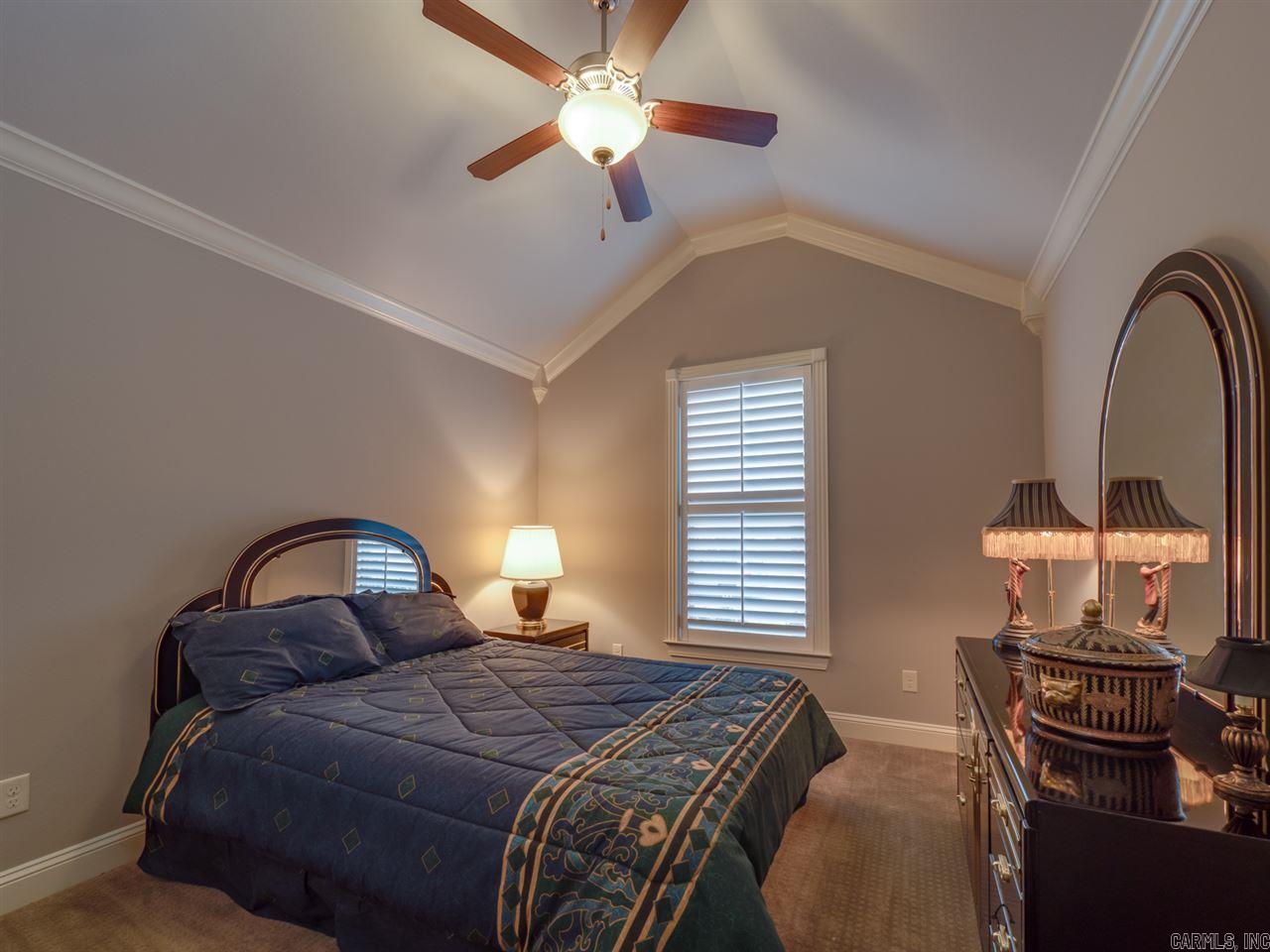 COUNTRY CLUB OF ARK THE - Residential