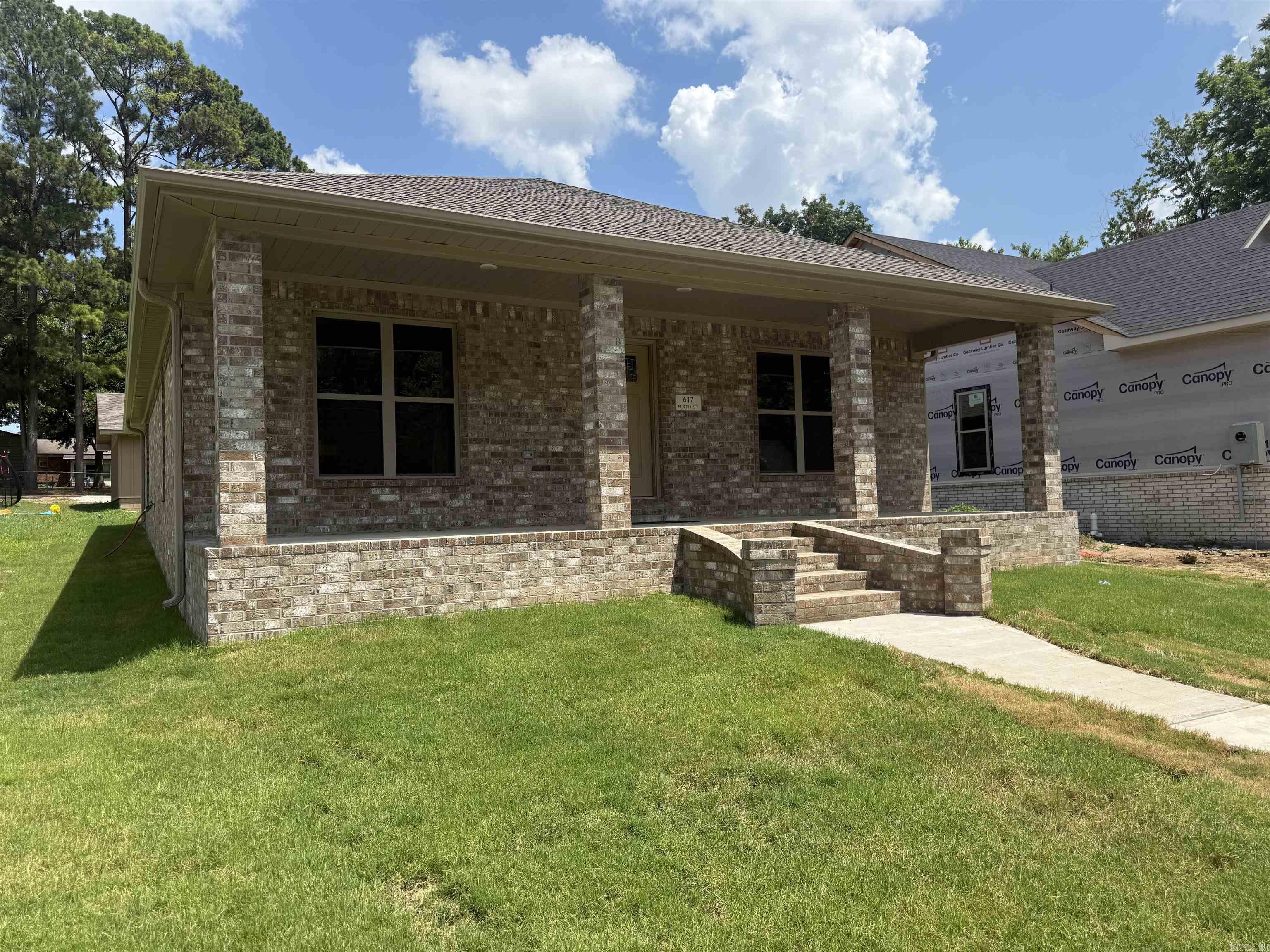 McDonalds Second - Residential