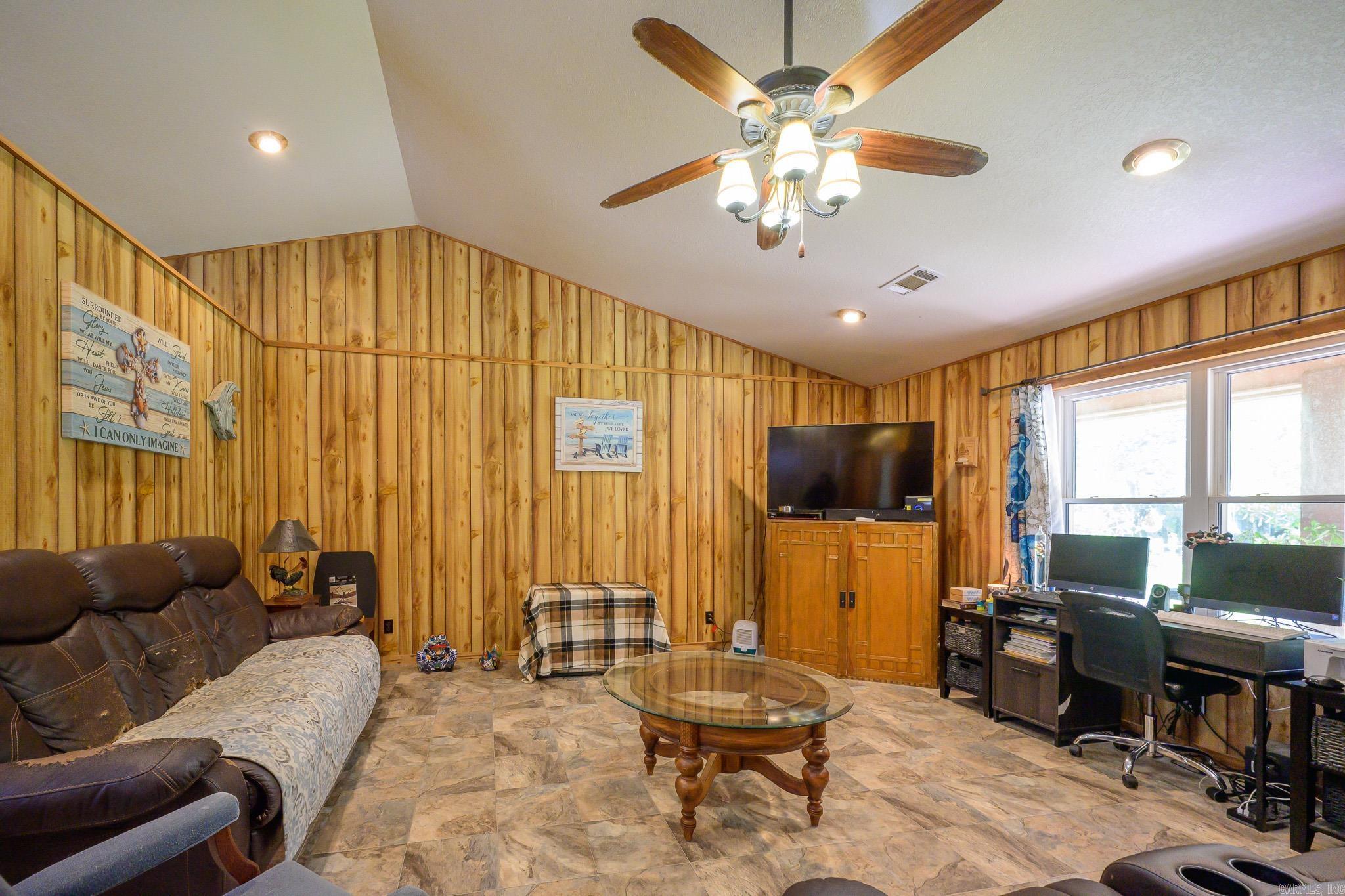 DOGWOOD SPRINGS - Residential