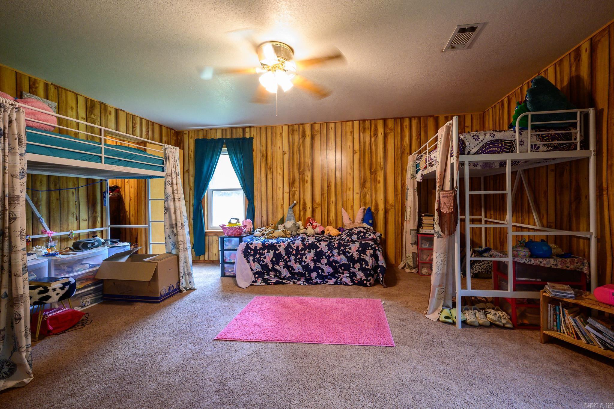 DOGWOOD SPRINGS - Residential