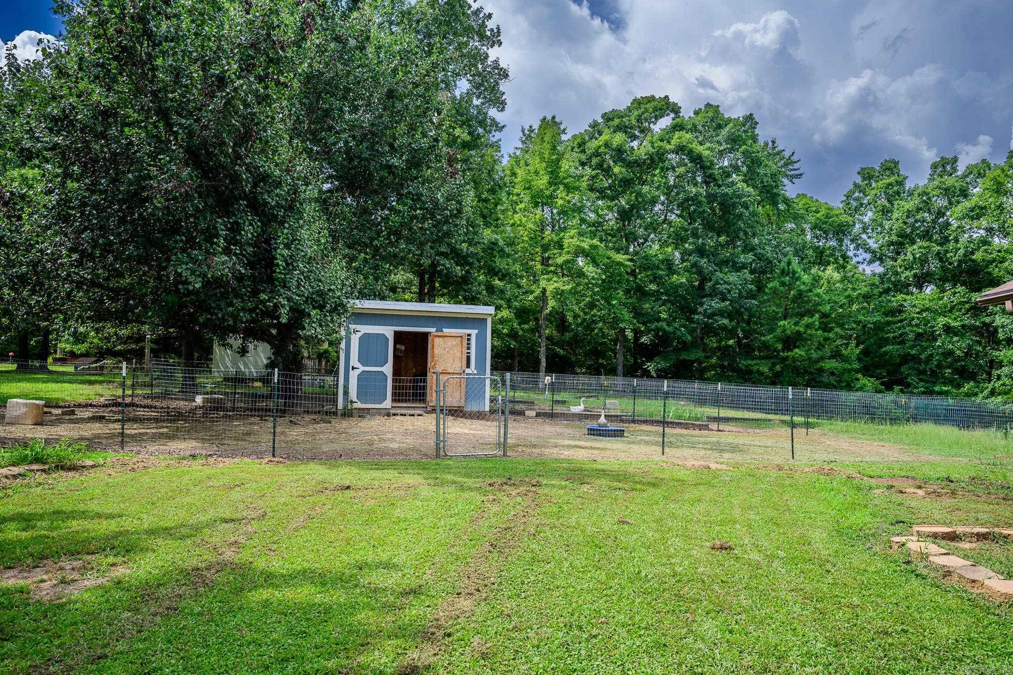 DOGWOOD SPRINGS - Residential