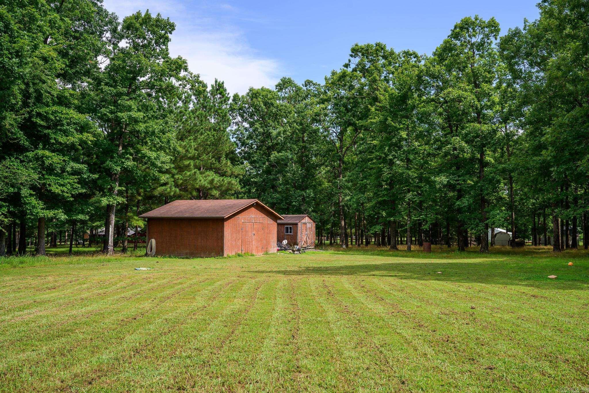 DOGWOOD SPRINGS - Residential