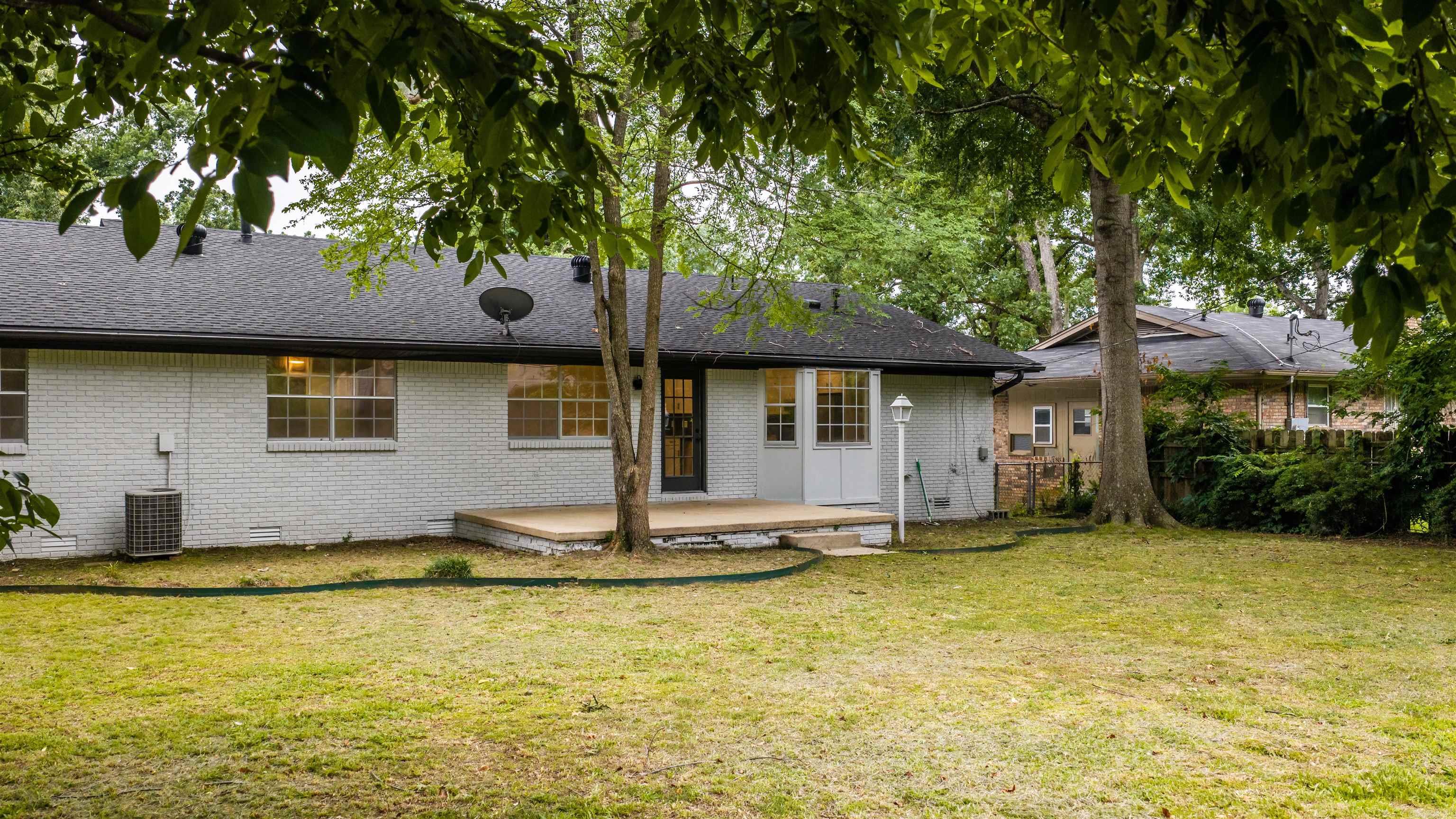 BRIARWOOD - Residential