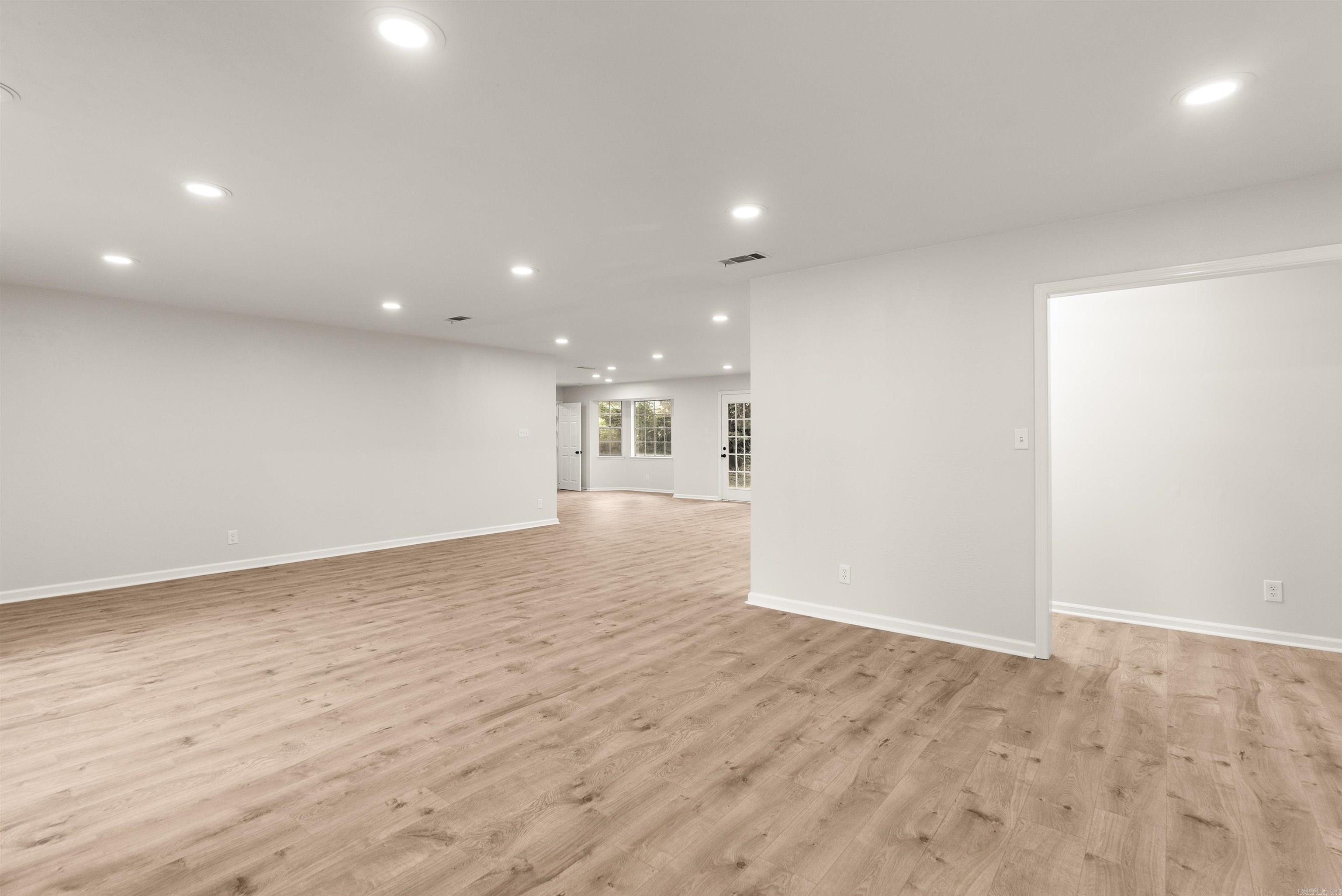 BRIARWOOD - Residential