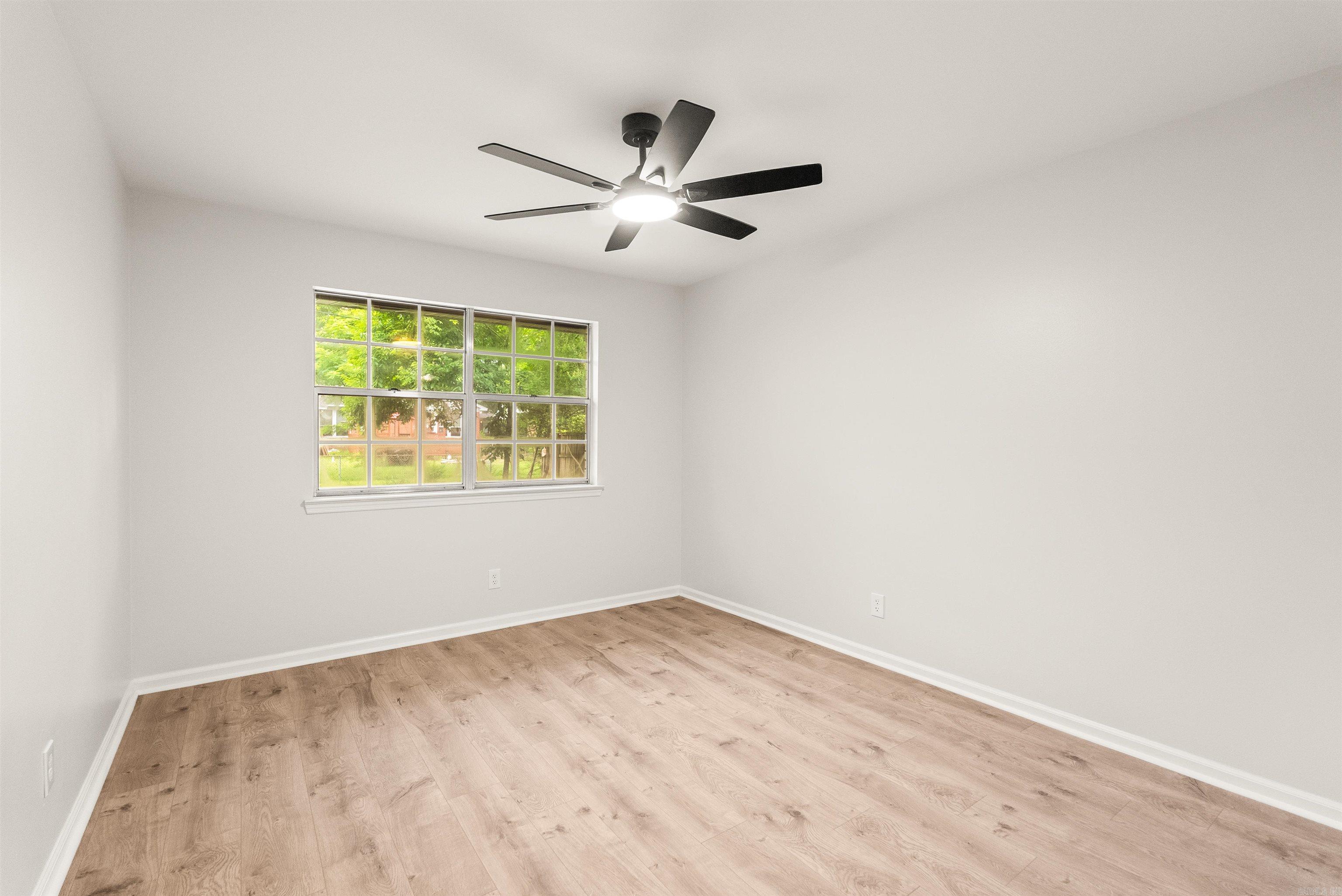 BRIARWOOD - Residential