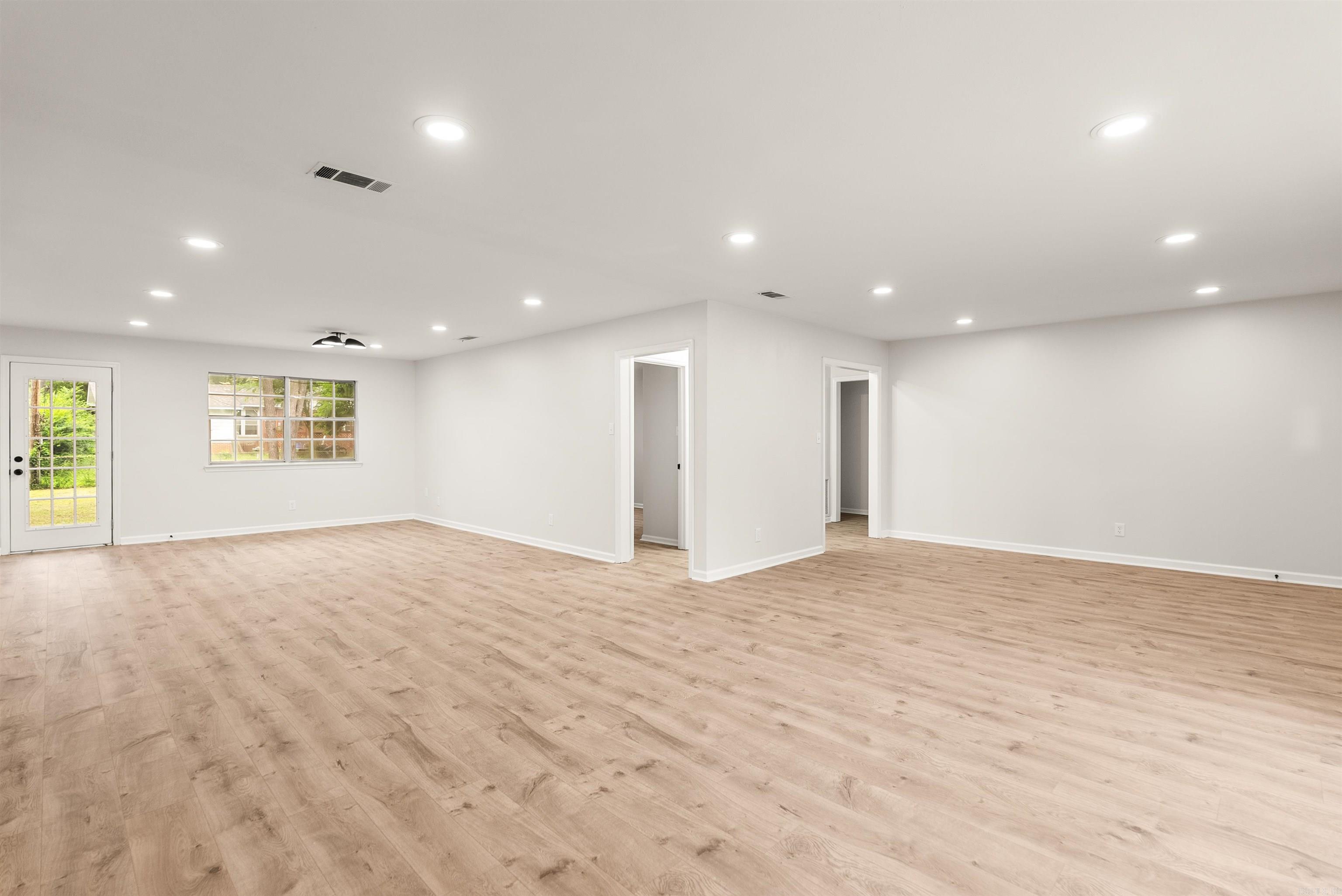 BRIARWOOD - Residential