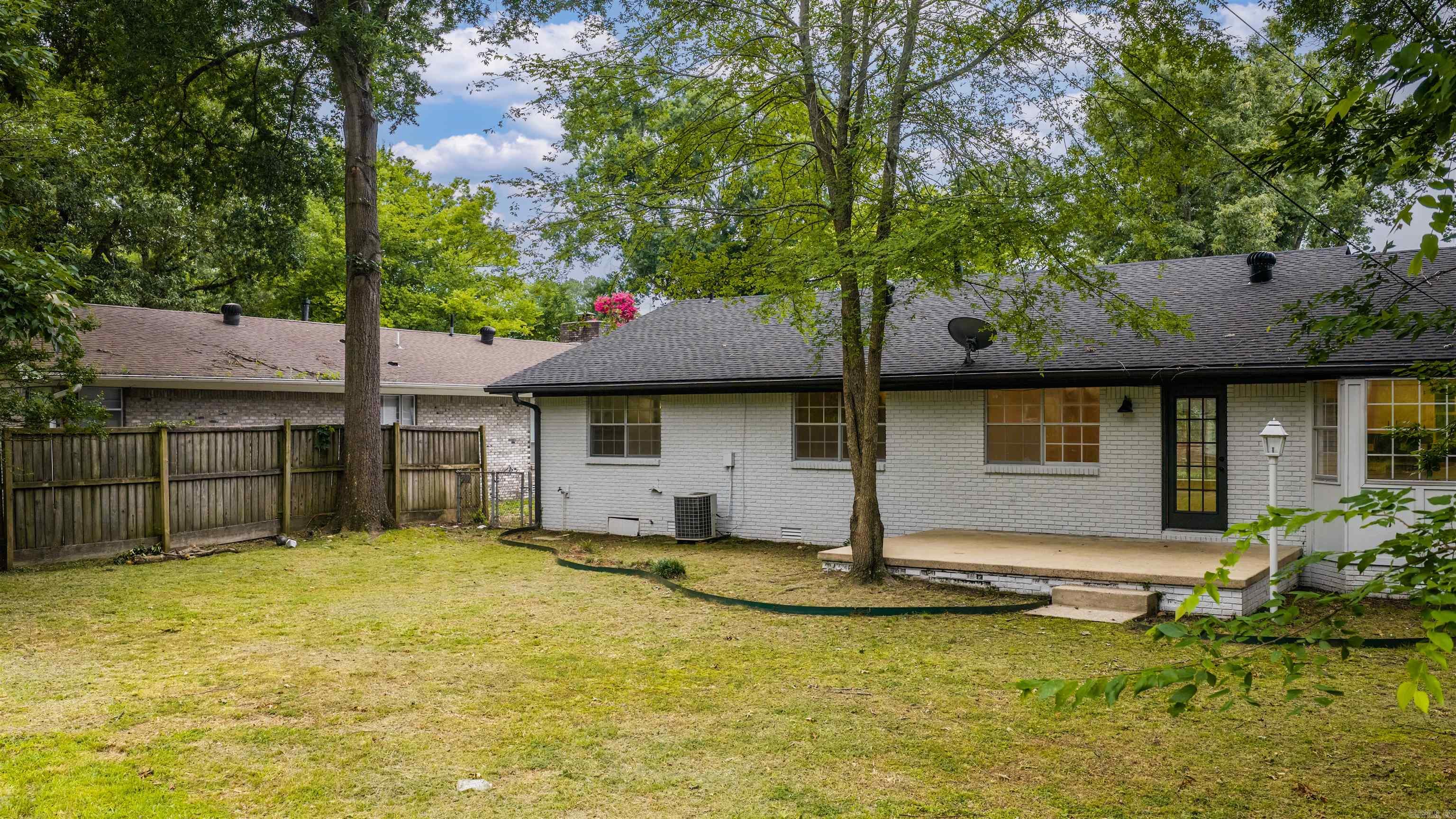 BRIARWOOD - Residential