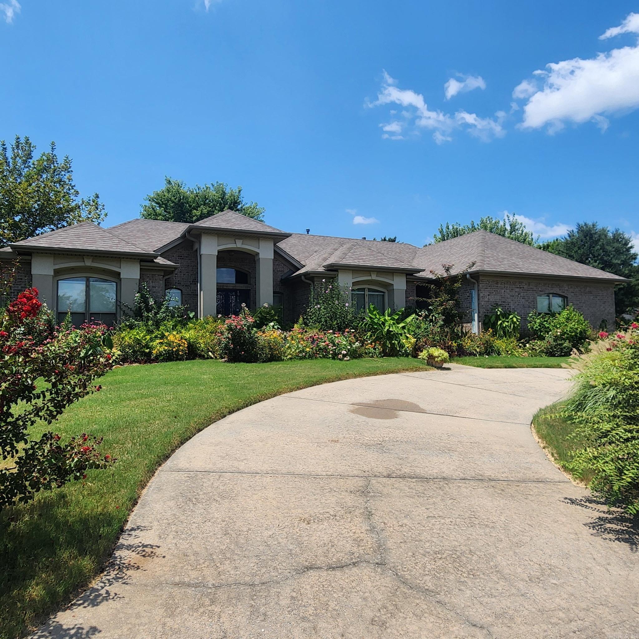 AUSTIN LAKES ON THE BAY ADDN - Residential