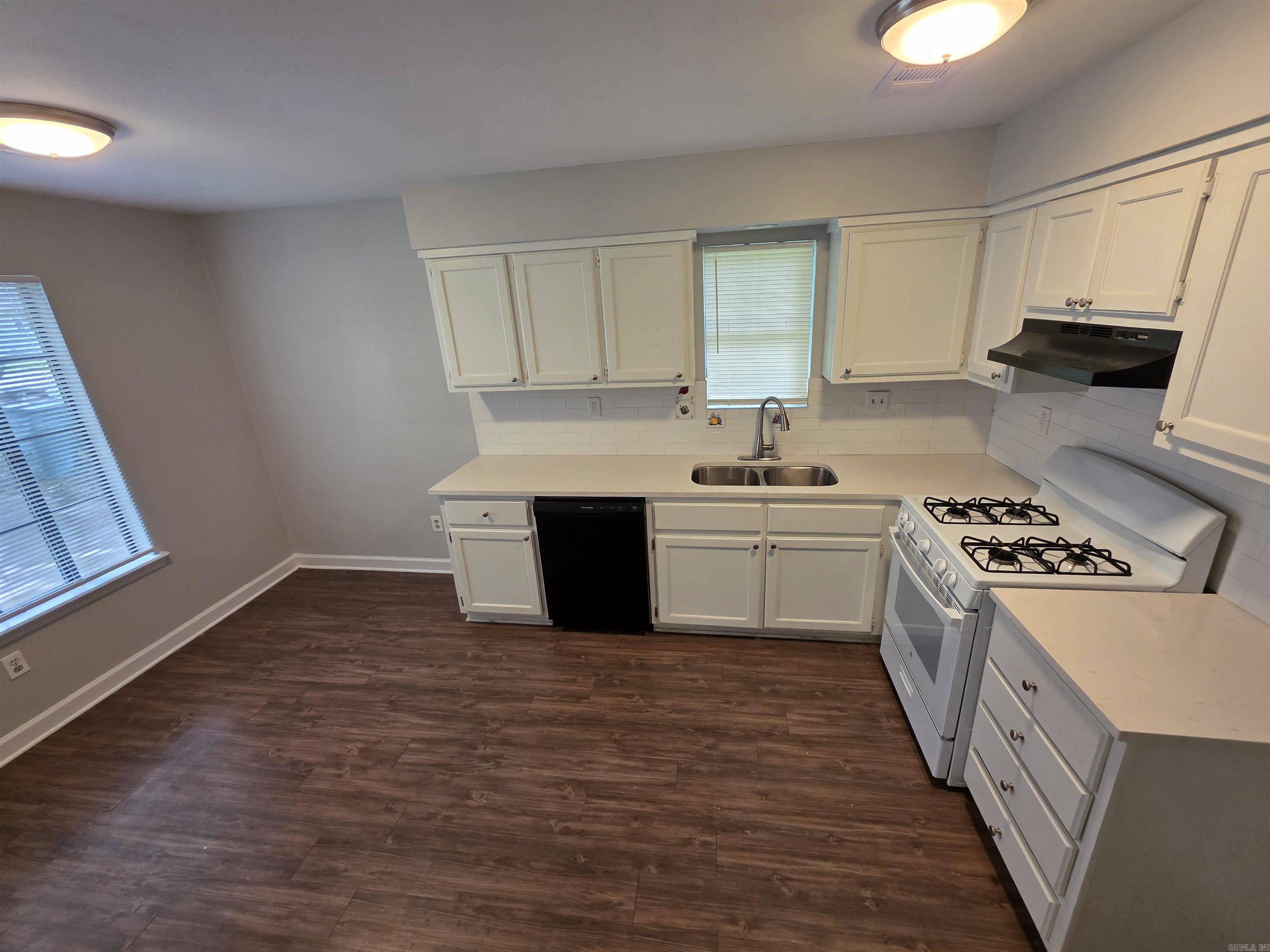 Capitol Hill Extension - Residential Lease