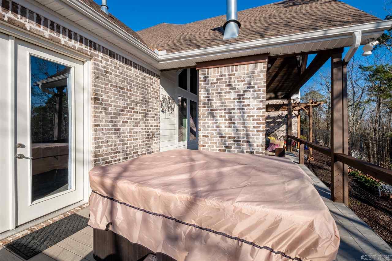 WOODLANDS EDGE - Residential