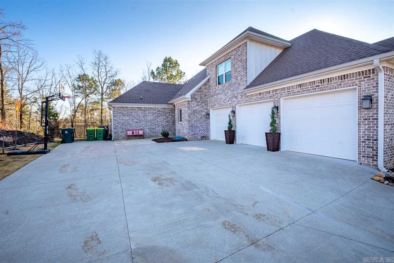 WOODLANDS EDGE - Residential