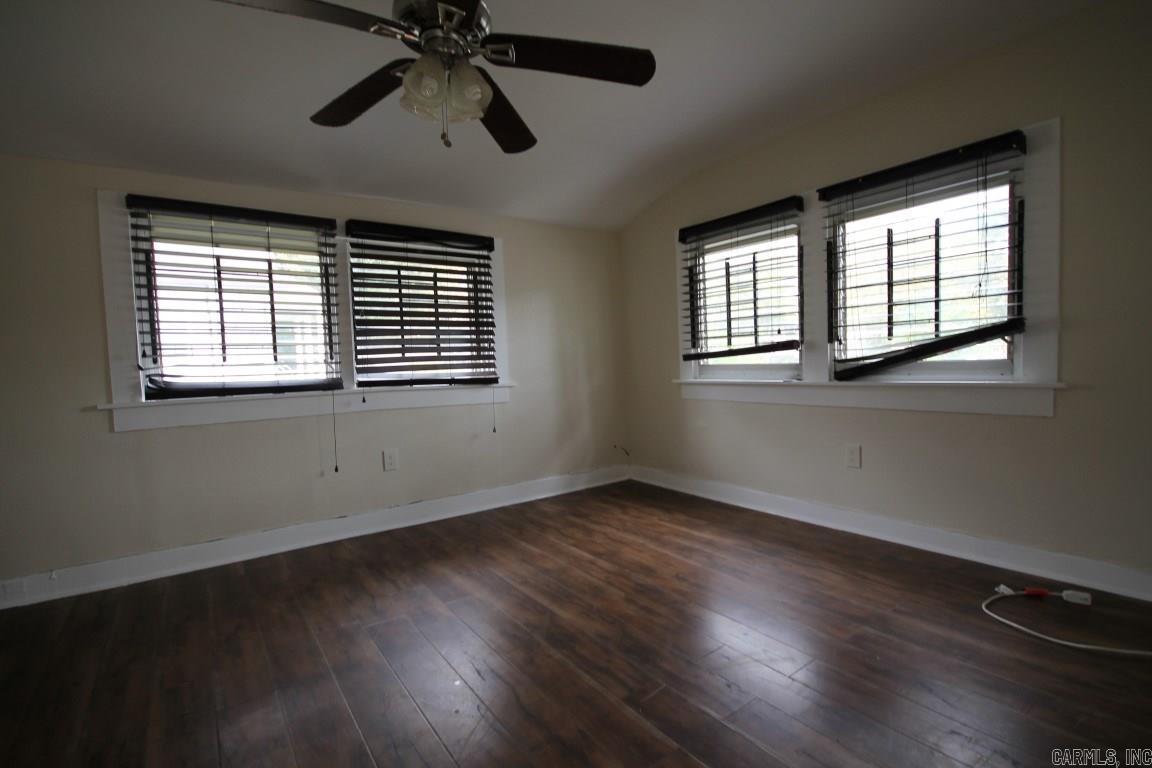 Stiffs Station - Residential Income