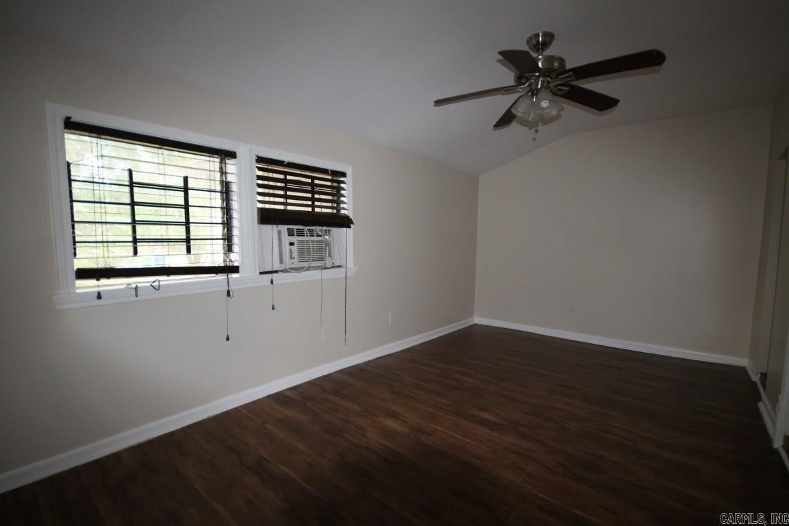 Stiffs Station - Residential Income
