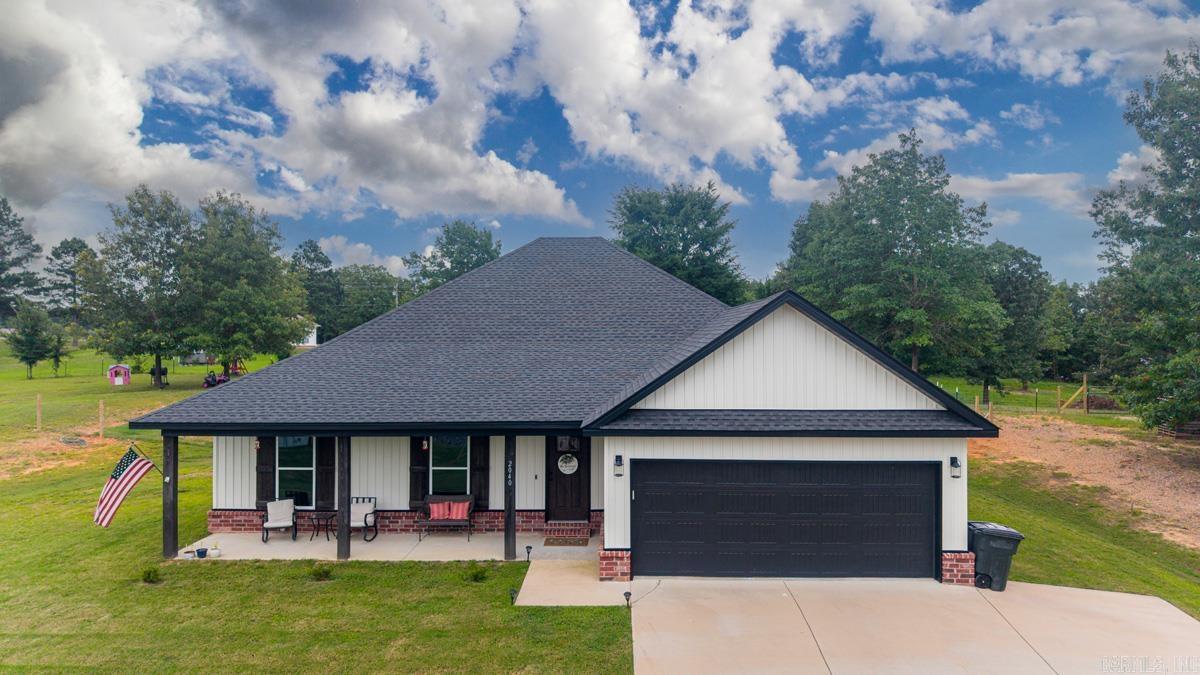 PLANTATION HILLS - Residential