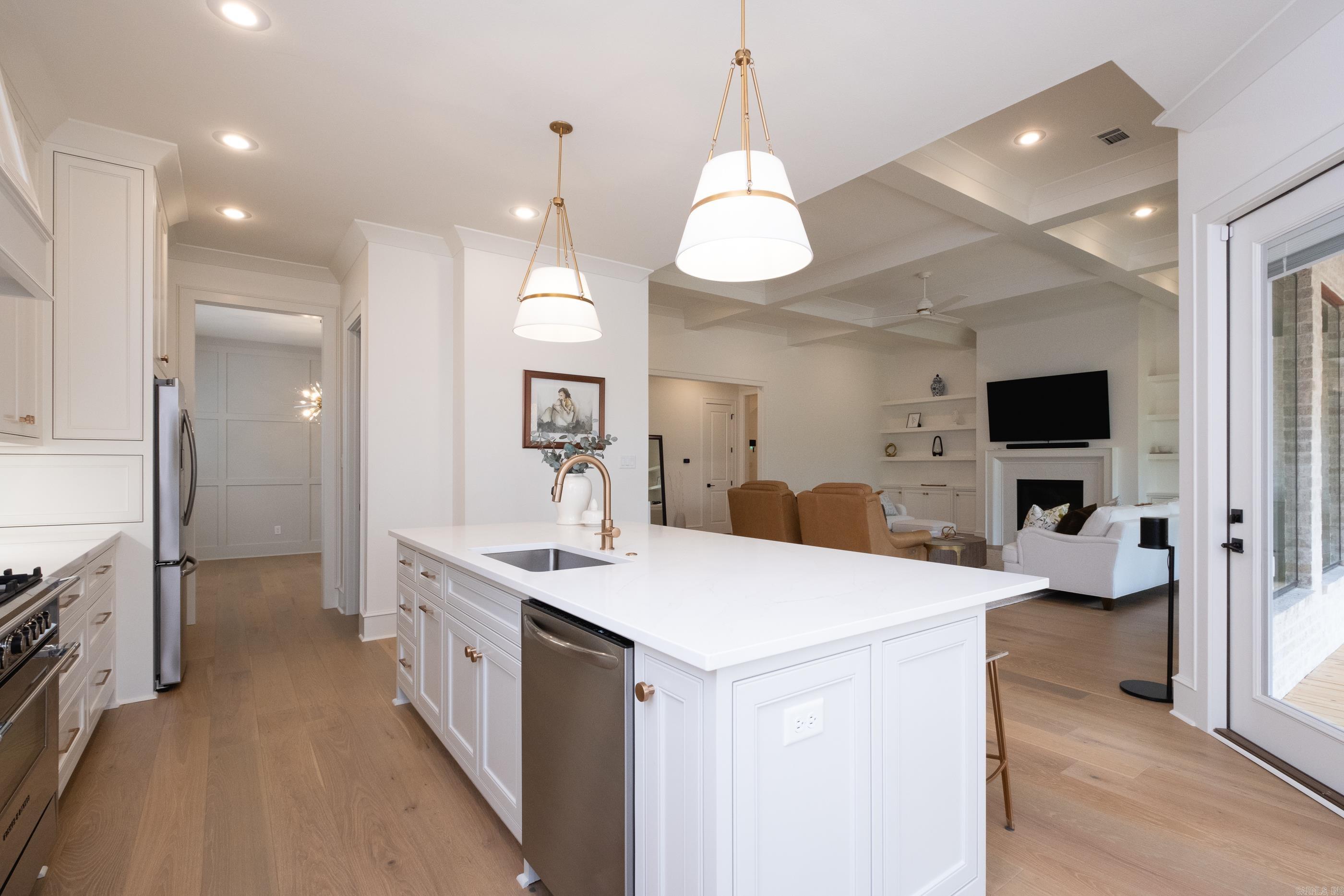 CHENAL VALLEY "FALSTONE COURT" - Residential