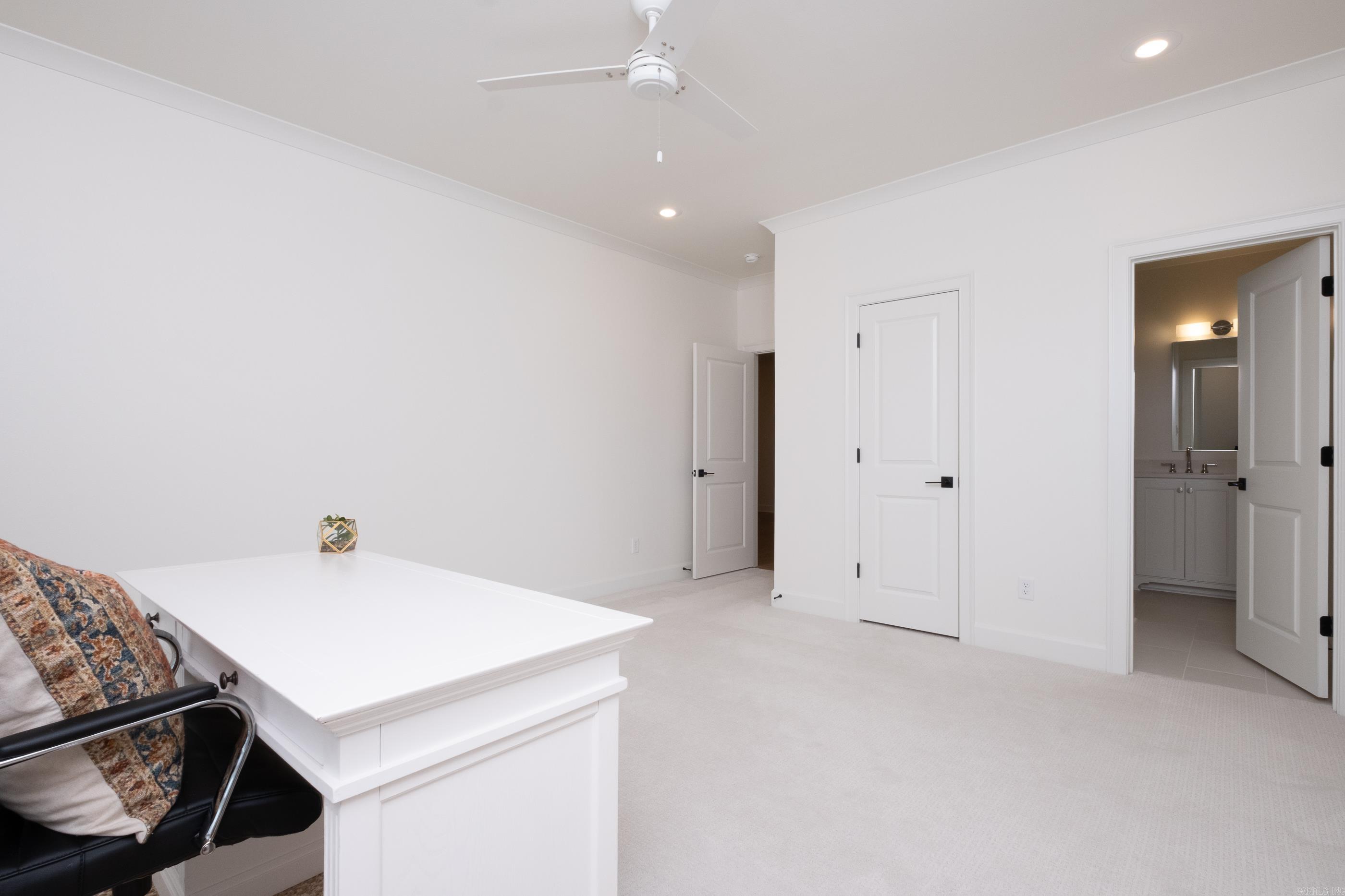 CHENAL VALLEY "FALSTONE COURT" - Residential